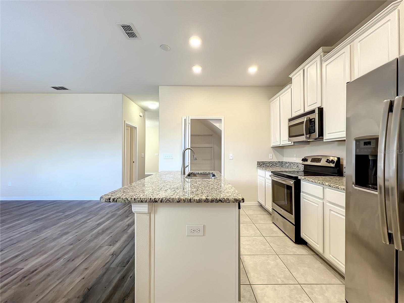 Townhouse at 14903 DRIFTWATER DR, WINTER GARDEN, photo 20 of 59