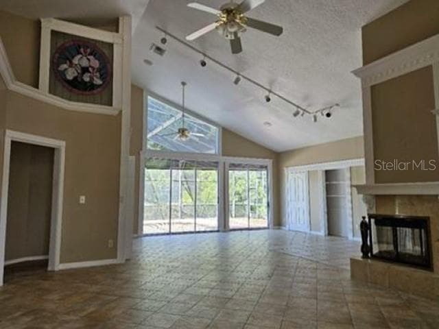 Single Family Residence at 2128 LAKE CRESCENT CT, WINDERMERE, photo 5 of 19
