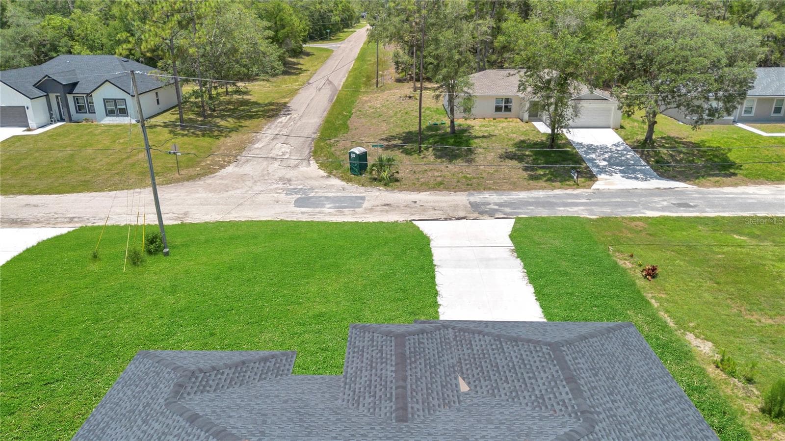 Single Family Residence at 219 E CALDWELL DR, DUNNELLON, photo 9 of 47