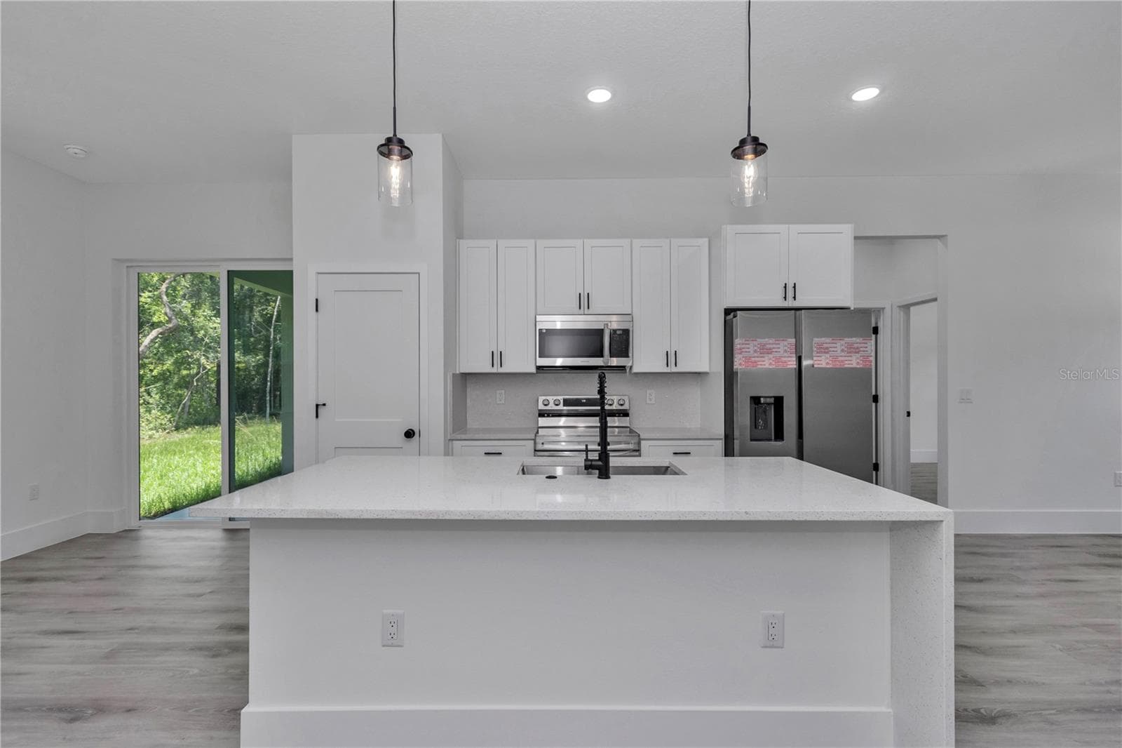 Single Family Residence at 219 E CALDWELL DR, DUNNELLON, photo 16 of 47