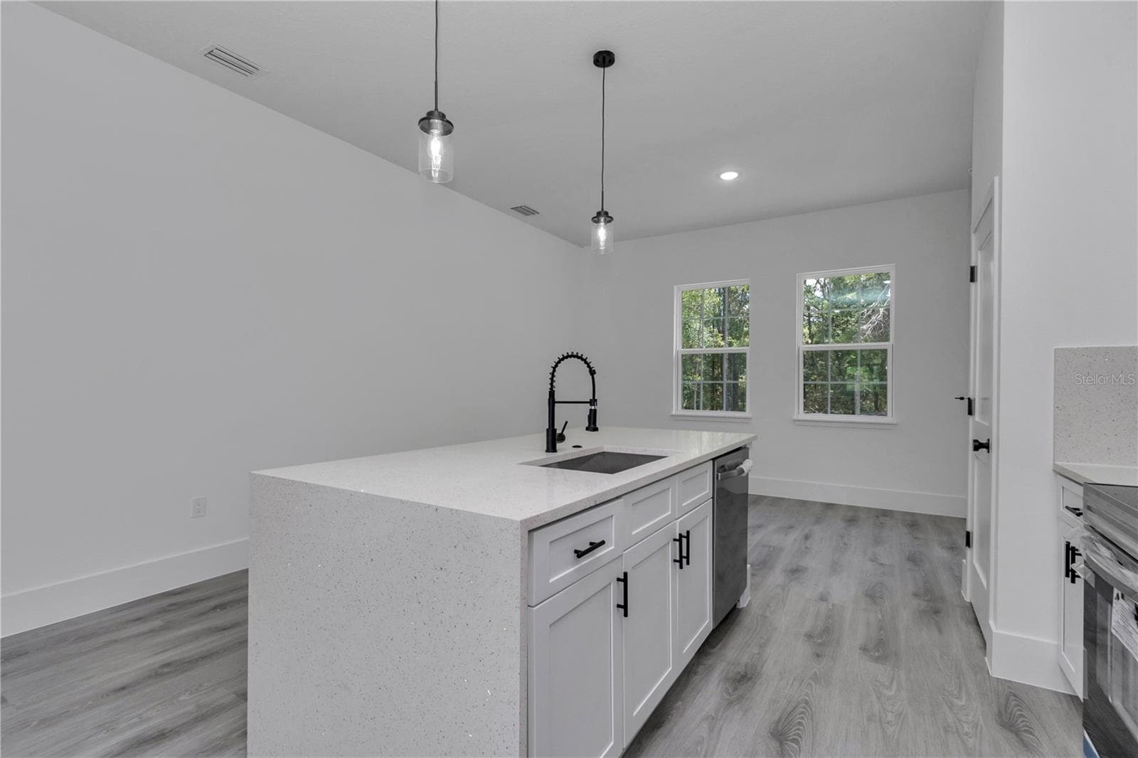 Single Family Residence at 219 E CALDWELL DR, DUNNELLON, photo 20 of 47