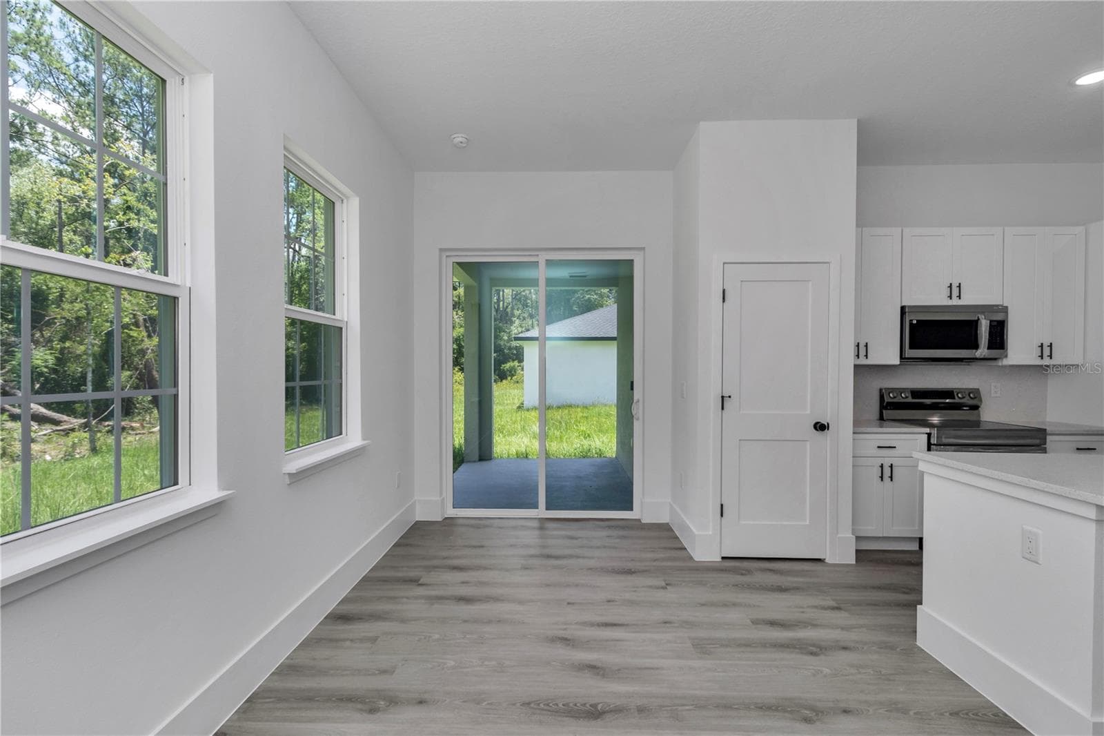 Single Family Residence at 219 E CALDWELL DR, DUNNELLON, photo 22 of 47