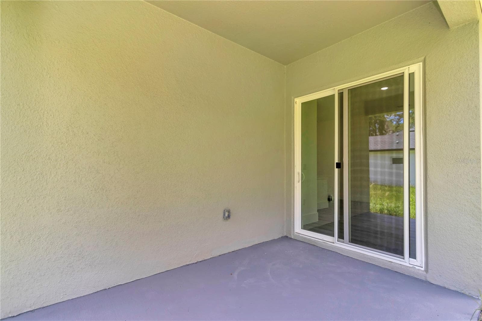 Single Family Residence at 219 E CALDWELL DR, DUNNELLON, photo 41 of 47