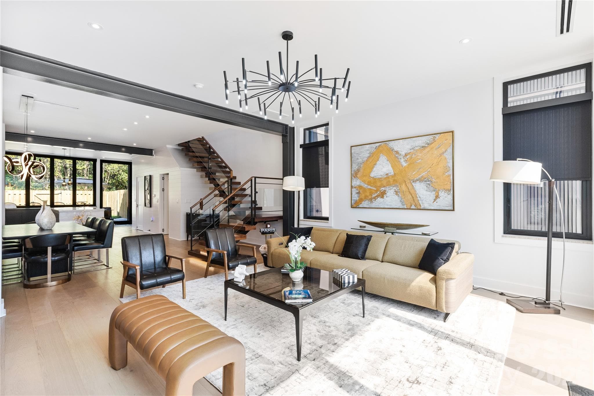 Family Room - Charlotte