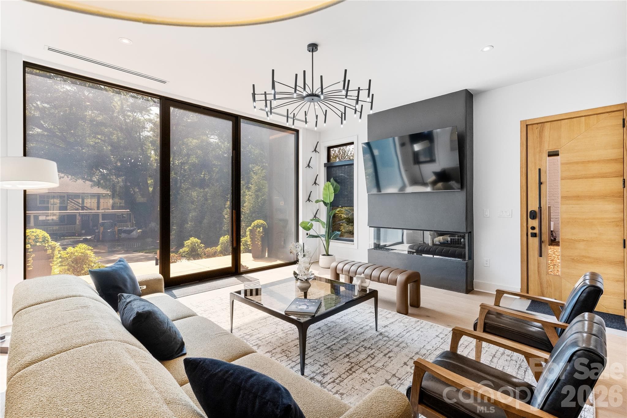 Family Room - Charlotte
