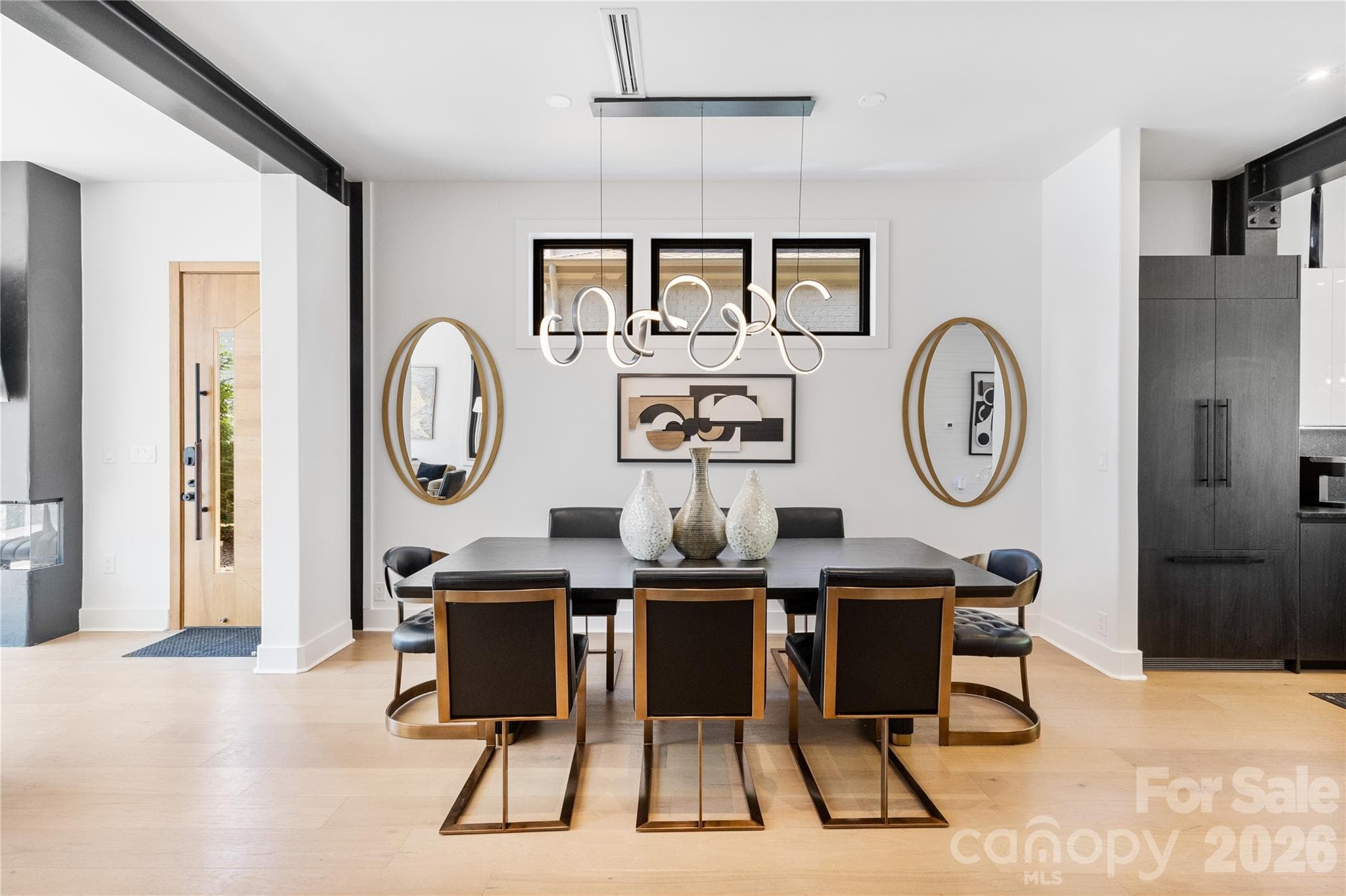 Dining Area w/custom lighting - Charlotte