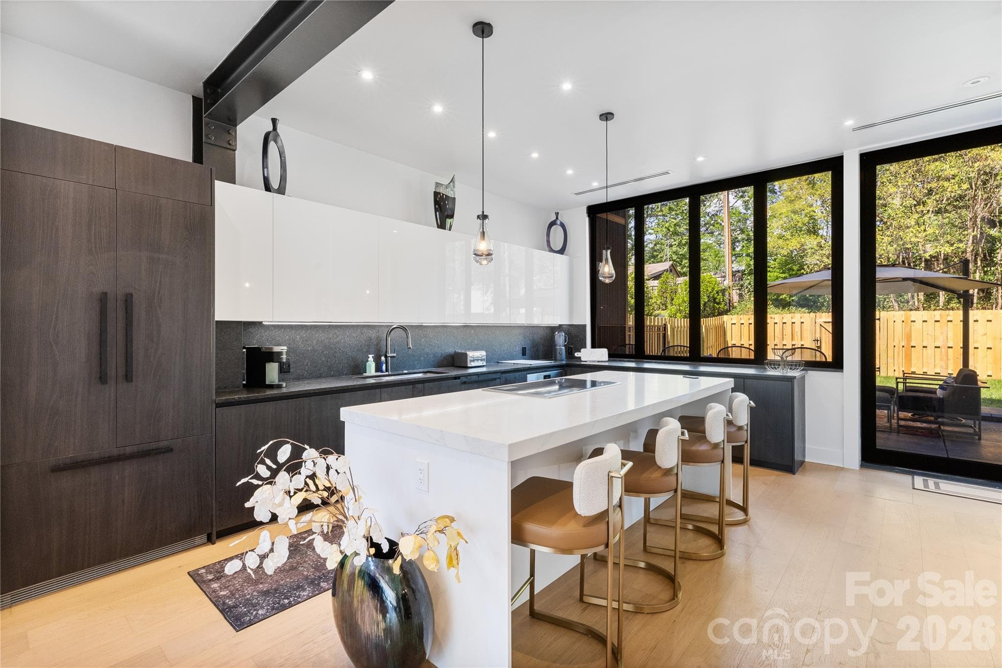 Gourmet Kitchen - Charlotte