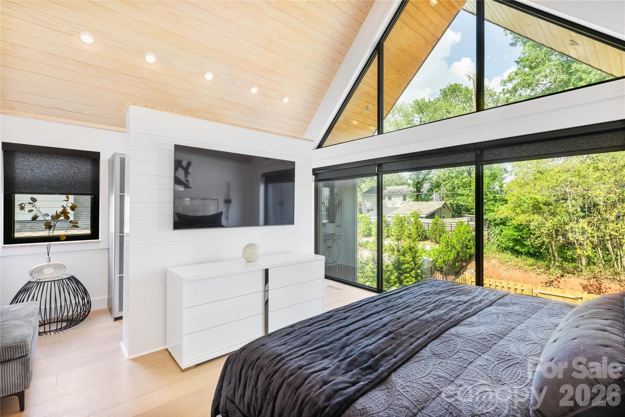 Mater bedroom - Charlotte