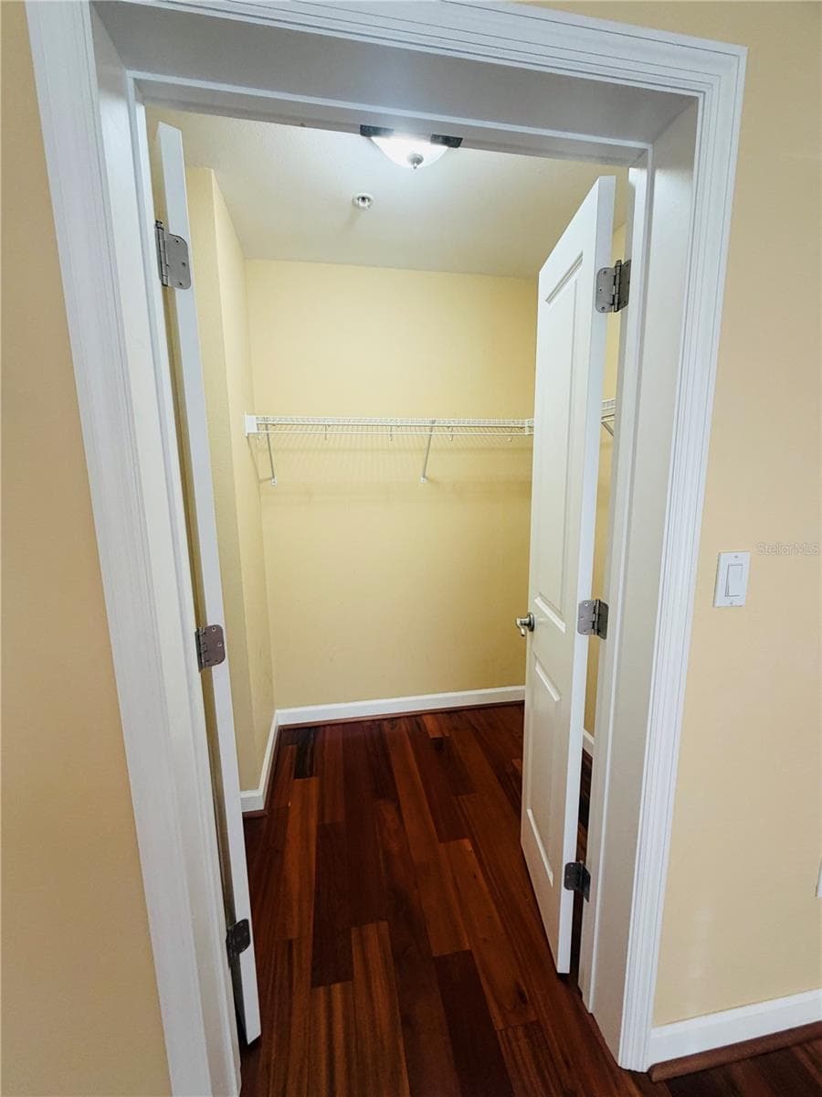 Condominium at 2305 EDGEWATER DR #1708, ORLANDO, photo 20 of 23