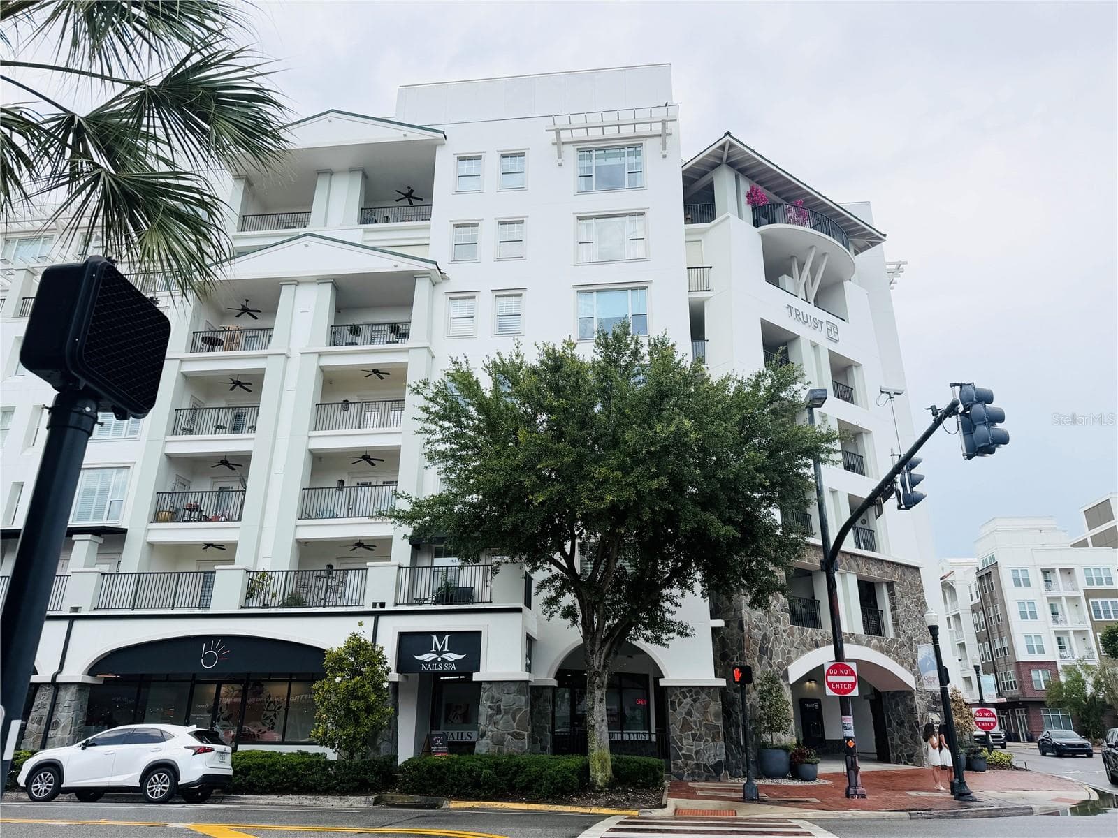 Condominium at 2305 EDGEWATER DR #1708, ORLANDO, photo 22 of 23