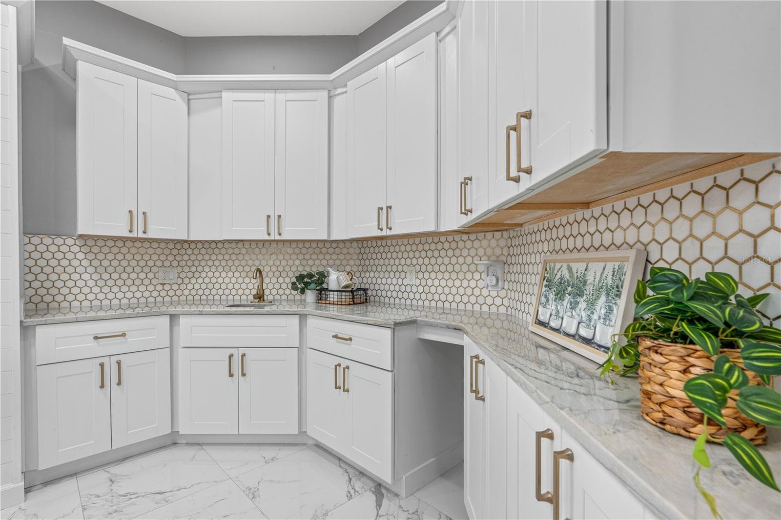 Single Family Residence at 57 BAY POINTE DR, ORMOND BEACH, photo 11 of 65