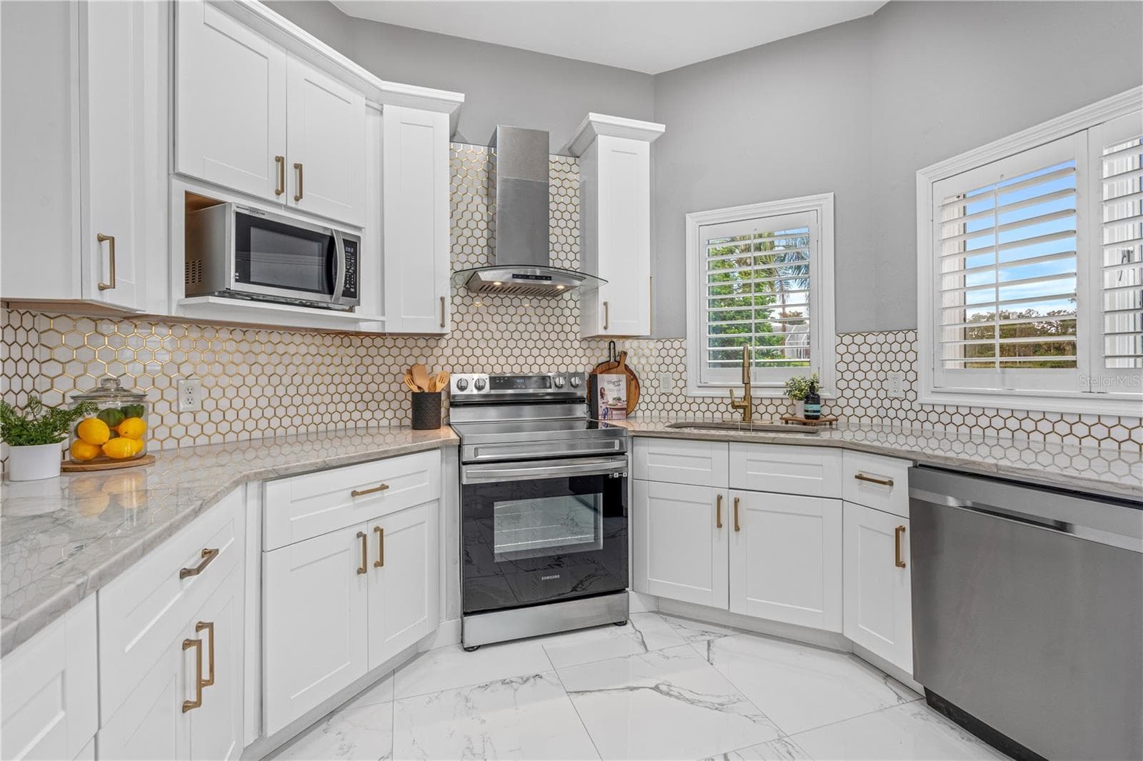Single Family Residence at 57 BAY POINTE DR, ORMOND BEACH, photo 14 of 65