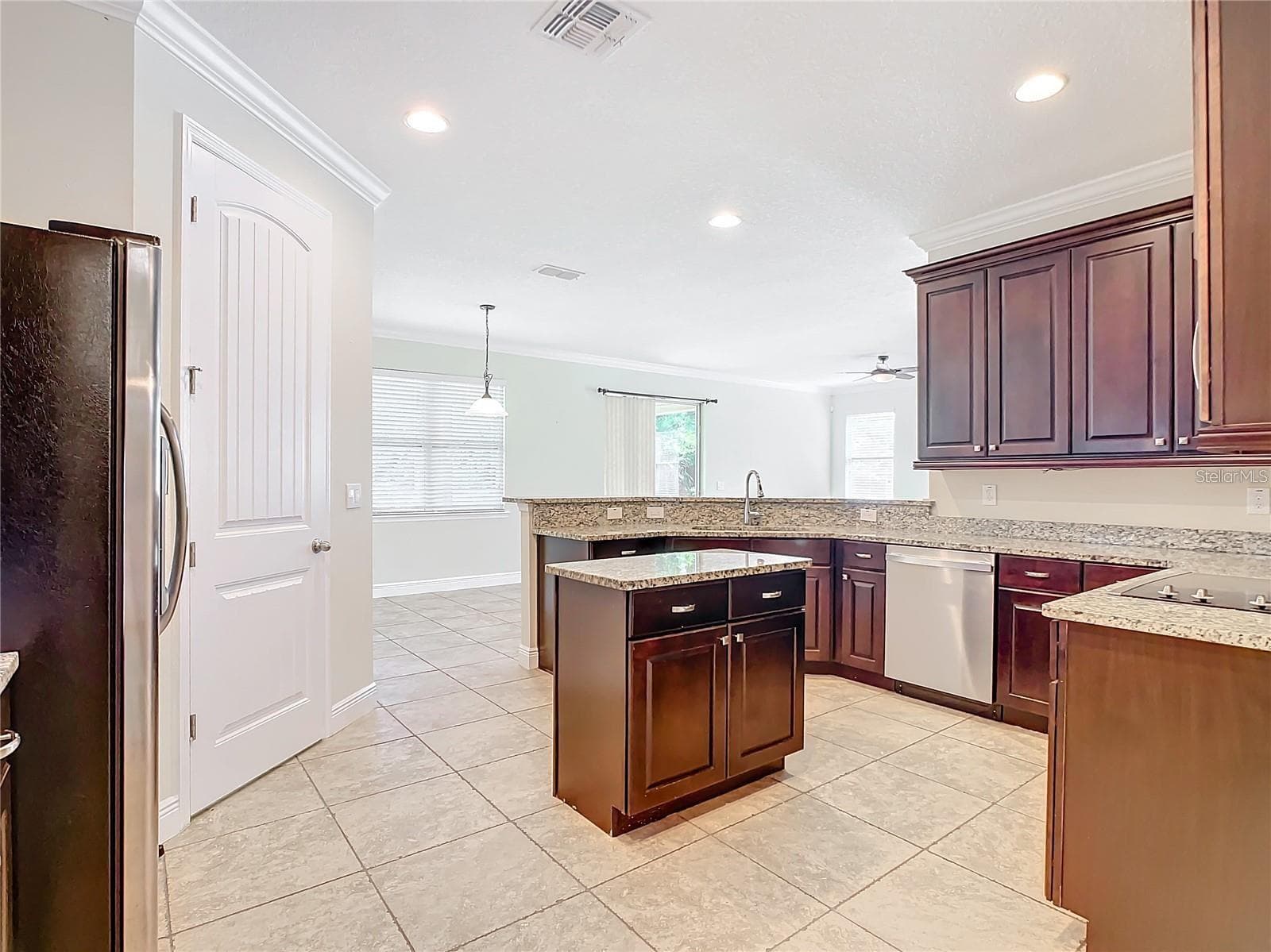 Single Family Residence at 421 MEADOWRIDGE CV, LONGWOOD, photo 15 of 32