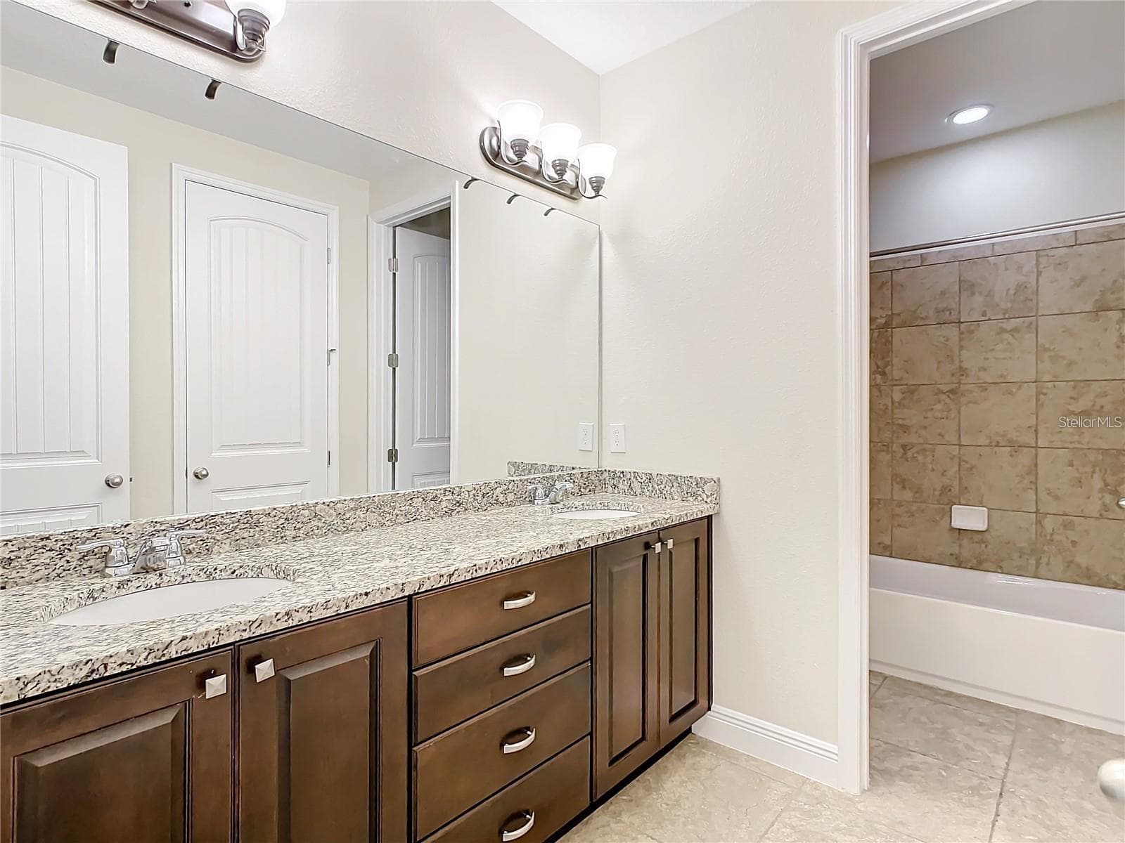 Single Family Residence at 421 MEADOWRIDGE CV, LONGWOOD, photo 28 of 32