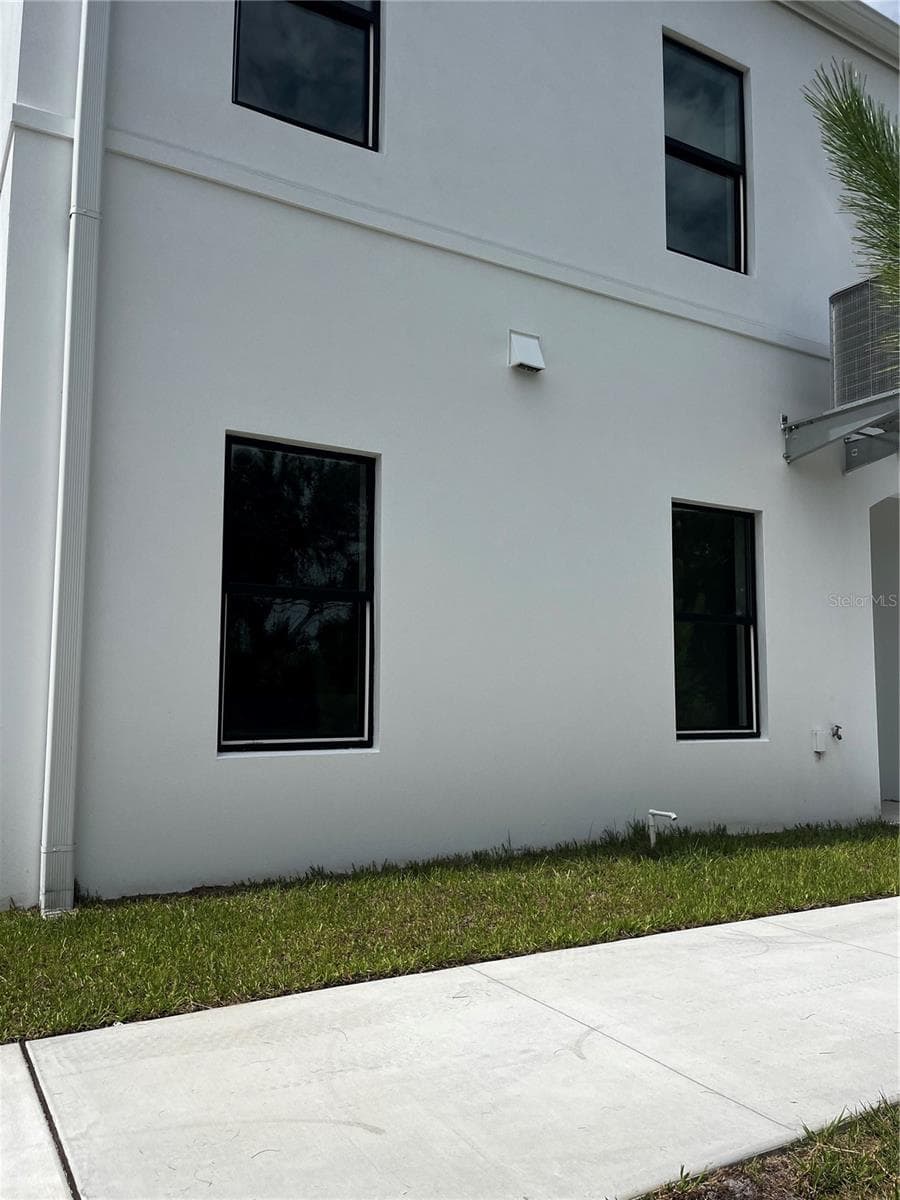 Townhouse at 4363 CAMBIO GARDENS CT, TAMPA, photo 3 of 3