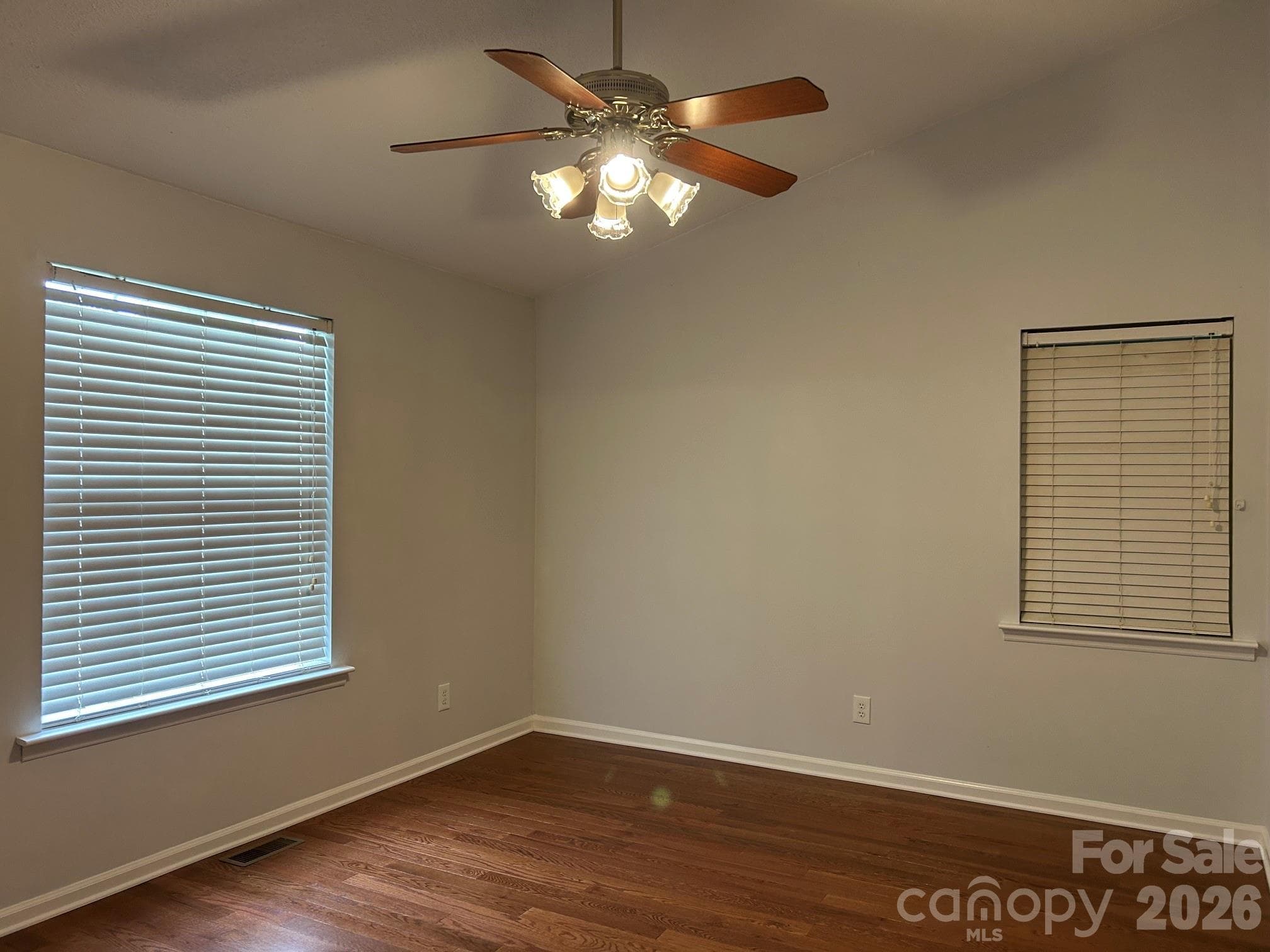 Single Family Residence at Lancaster, photo 21 of 44
