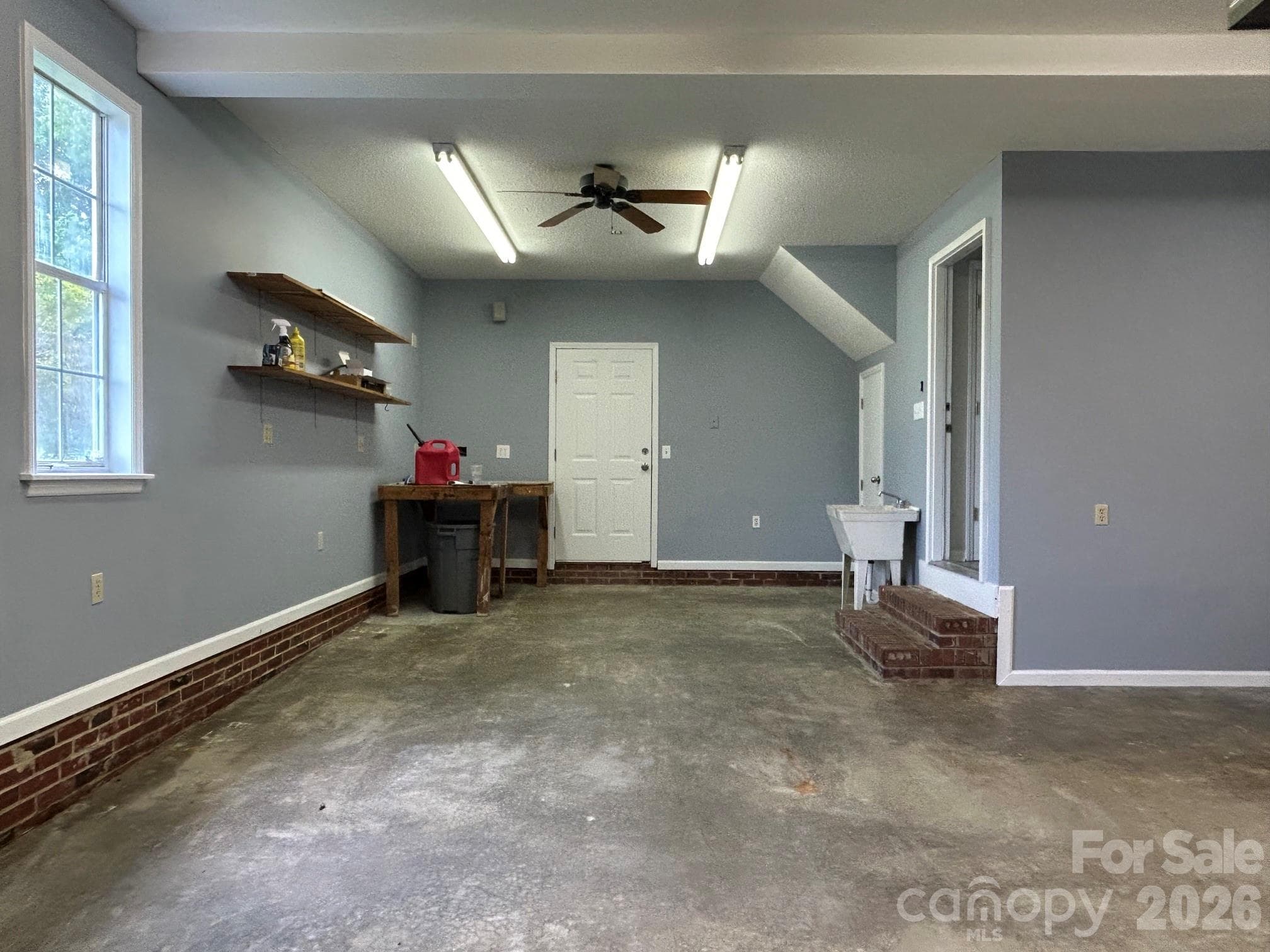 Single Family Residence at Lancaster, photo 32 of 44