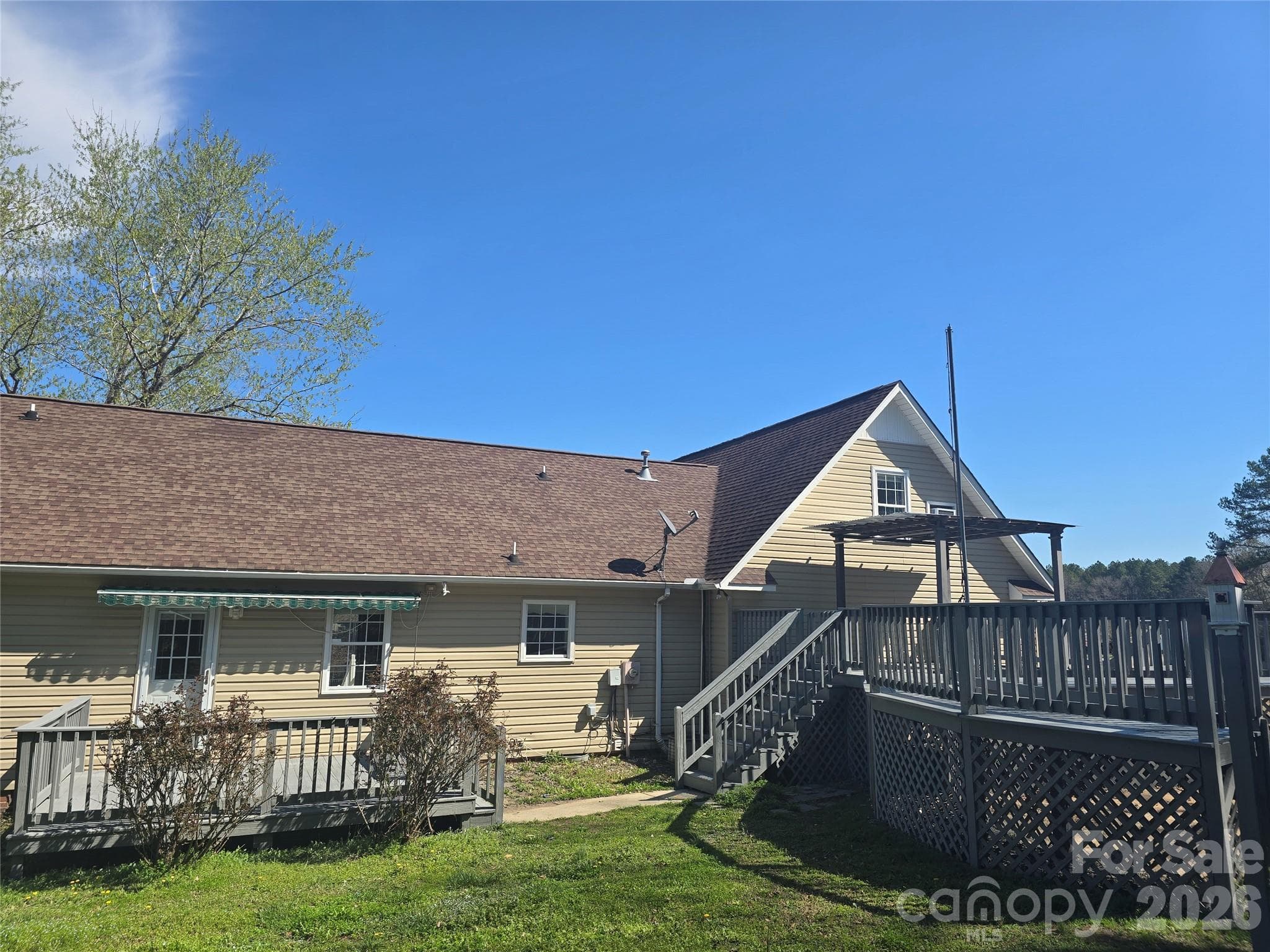 Single Family Residence at Lancaster, photo 40 of 44