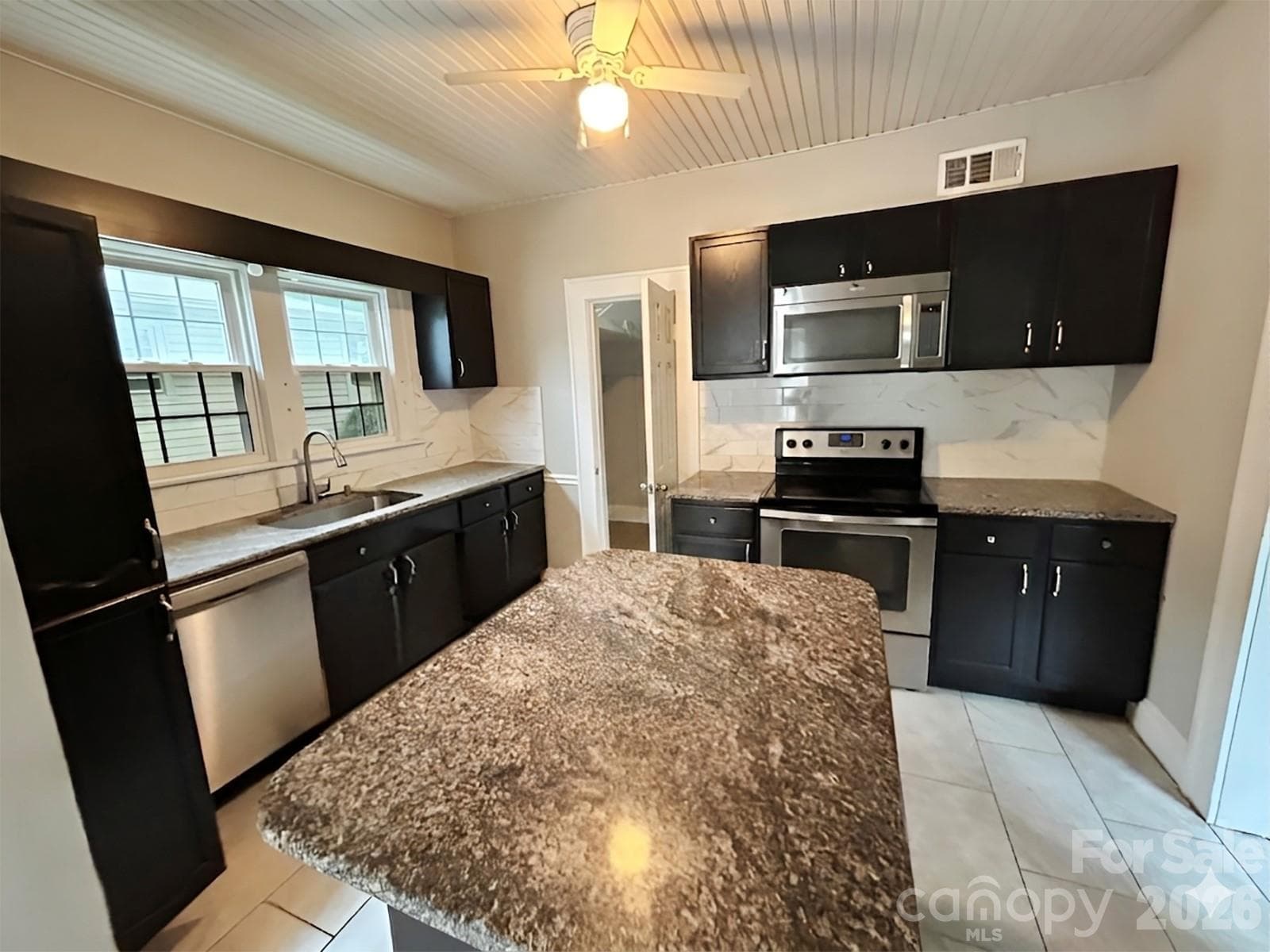Kitchen - 210 Oakdale Street, Gastonia