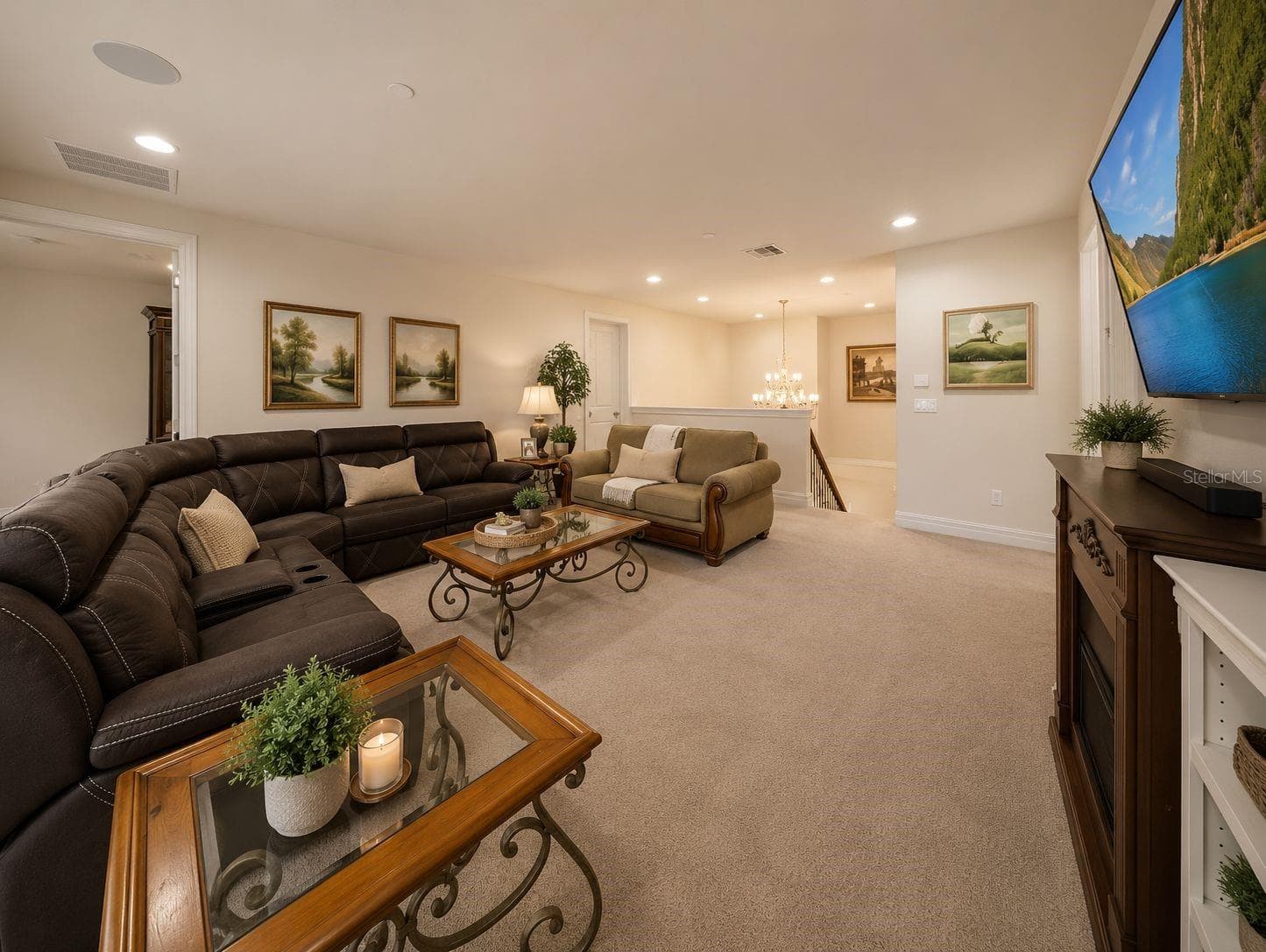 Single Family Residence at 10902 CITRON OAKS DR, ORLANDO, photo 37 of 85