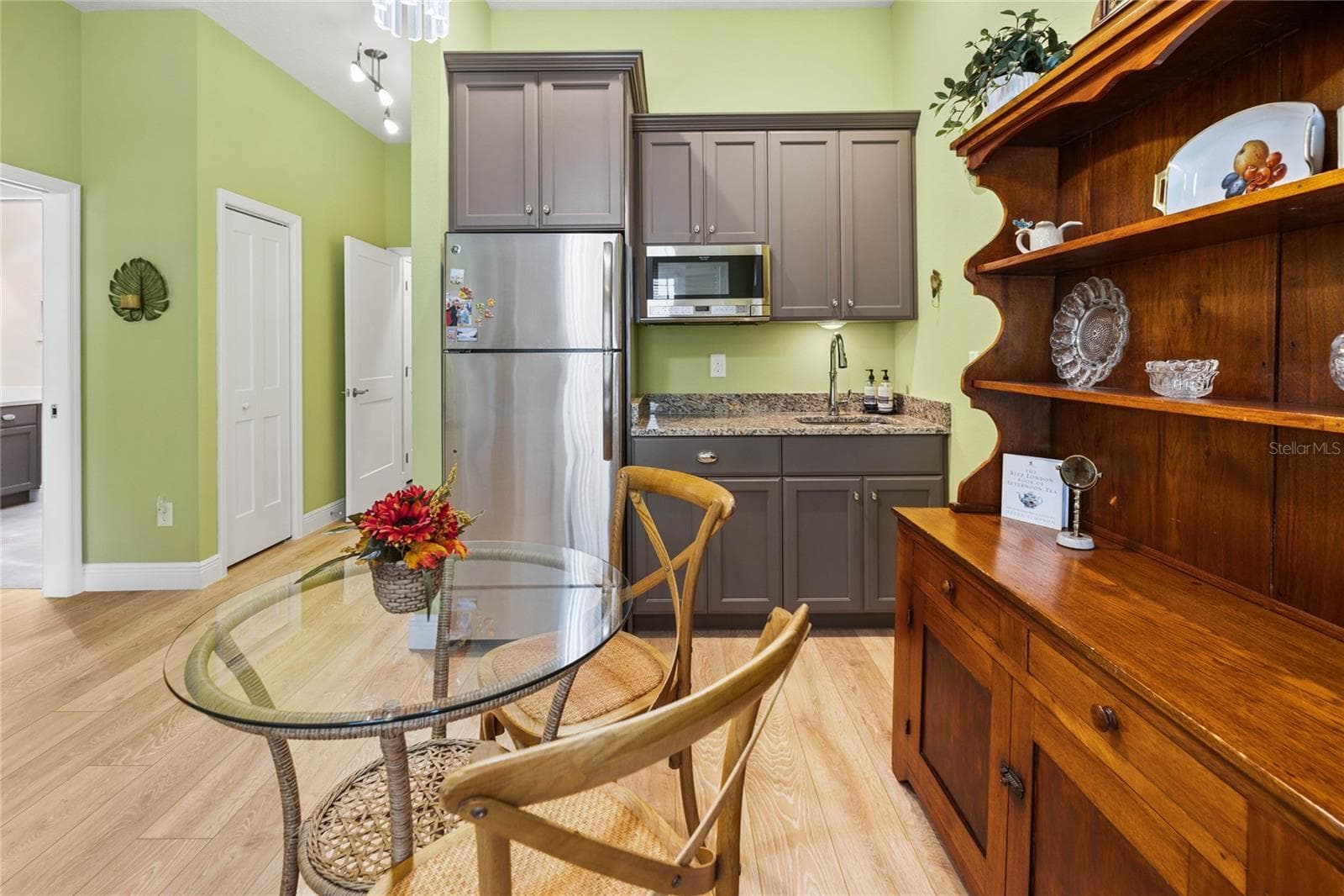 In-Law Suite Kitchen - 1097 SUGAR LOAF KEY LOOP, LADY LAKE