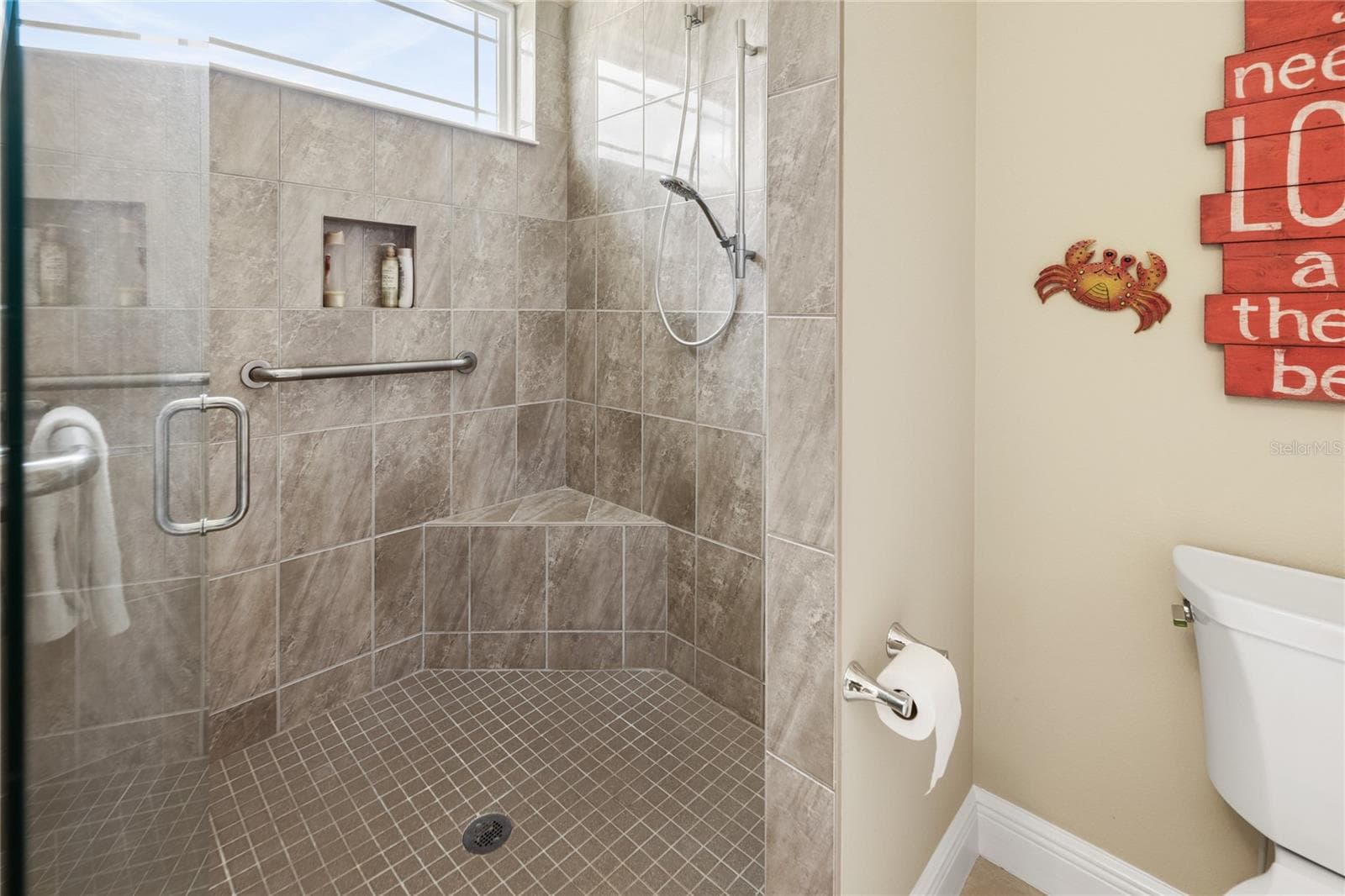 Bathroom - 1097 SUGAR LOAF KEY LOOP, LADY LAKE