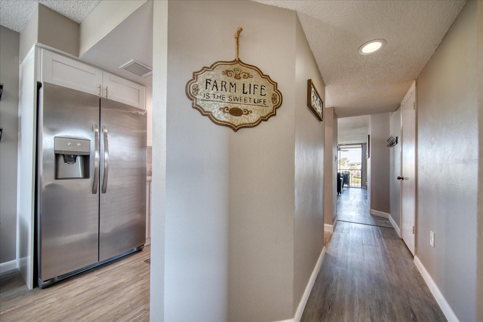 Condominium at 1324 PASADENA AVE S #201, SOUTH PASADENA, photo 4 of 36