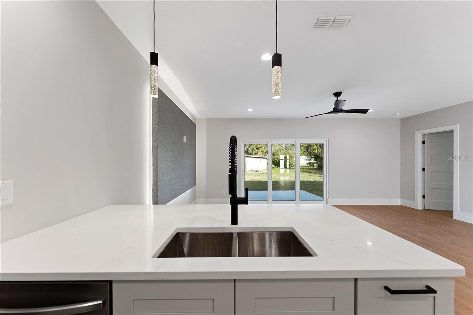Single Family Residence at 457 RIVERVIEW AVE, SANFORD, photo 17 of 54