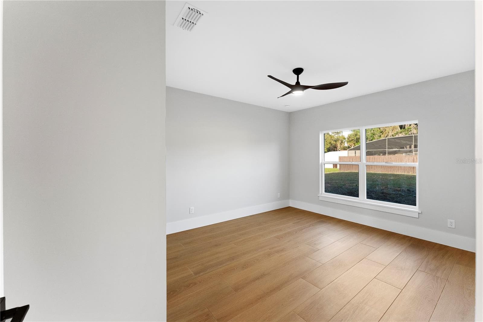 Single Family Residence at 457 RIVERVIEW AVE, SANFORD, photo 40 of 54