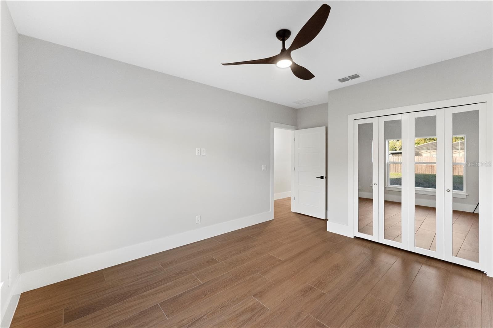 Single Family Residence at 457 RIVERVIEW AVE, SANFORD, photo 41 of 54
