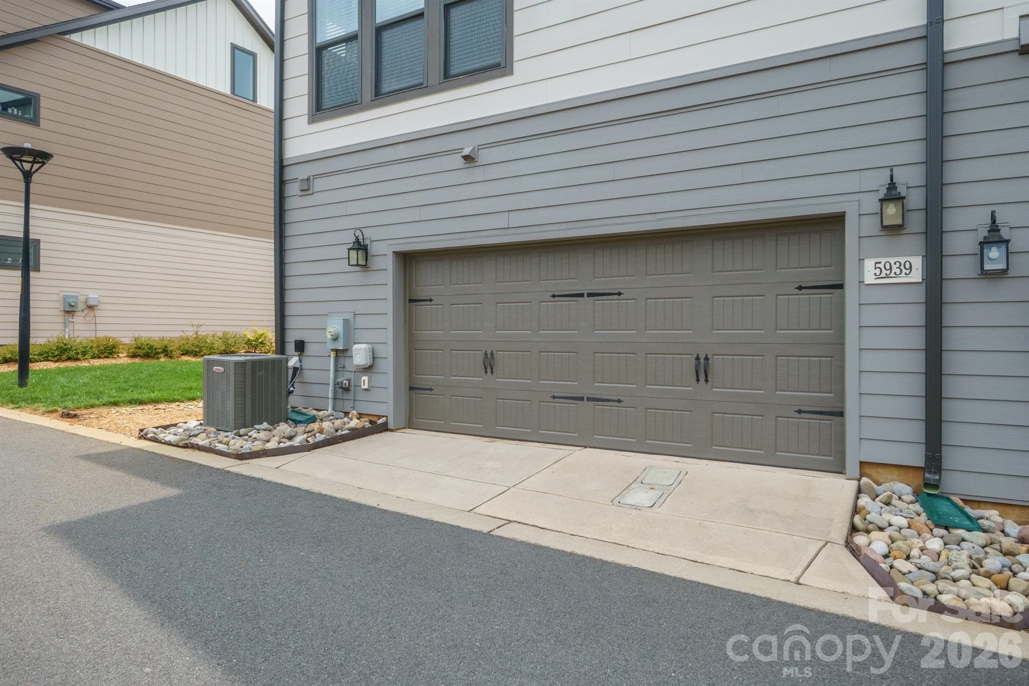Townhouse at 5939 Ardrey Kell Road, Charlotte, photo 48 of 48