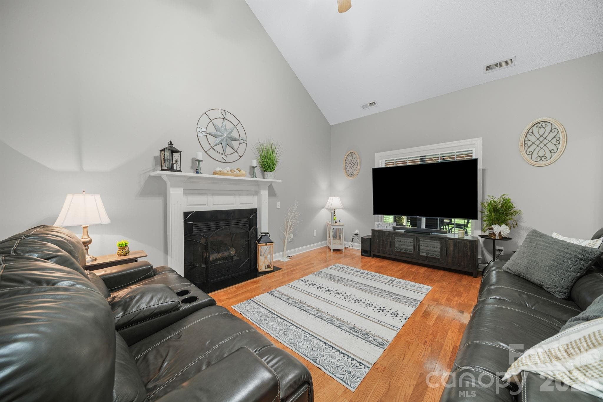 Single Family Residence at Monroe, photo 6 of 22