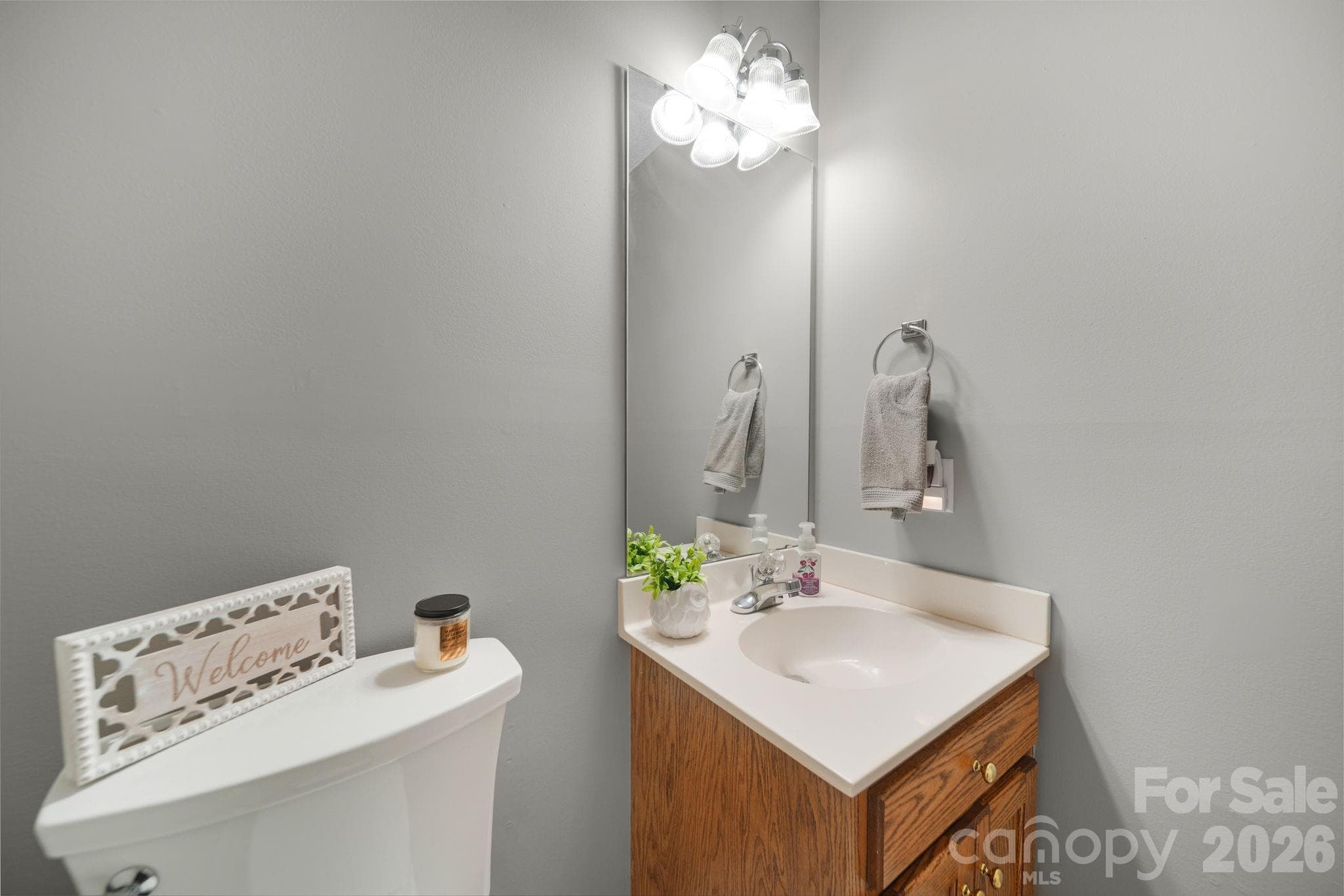 Half bathroom - 3804 Secrest Shortcut Road, Monroe