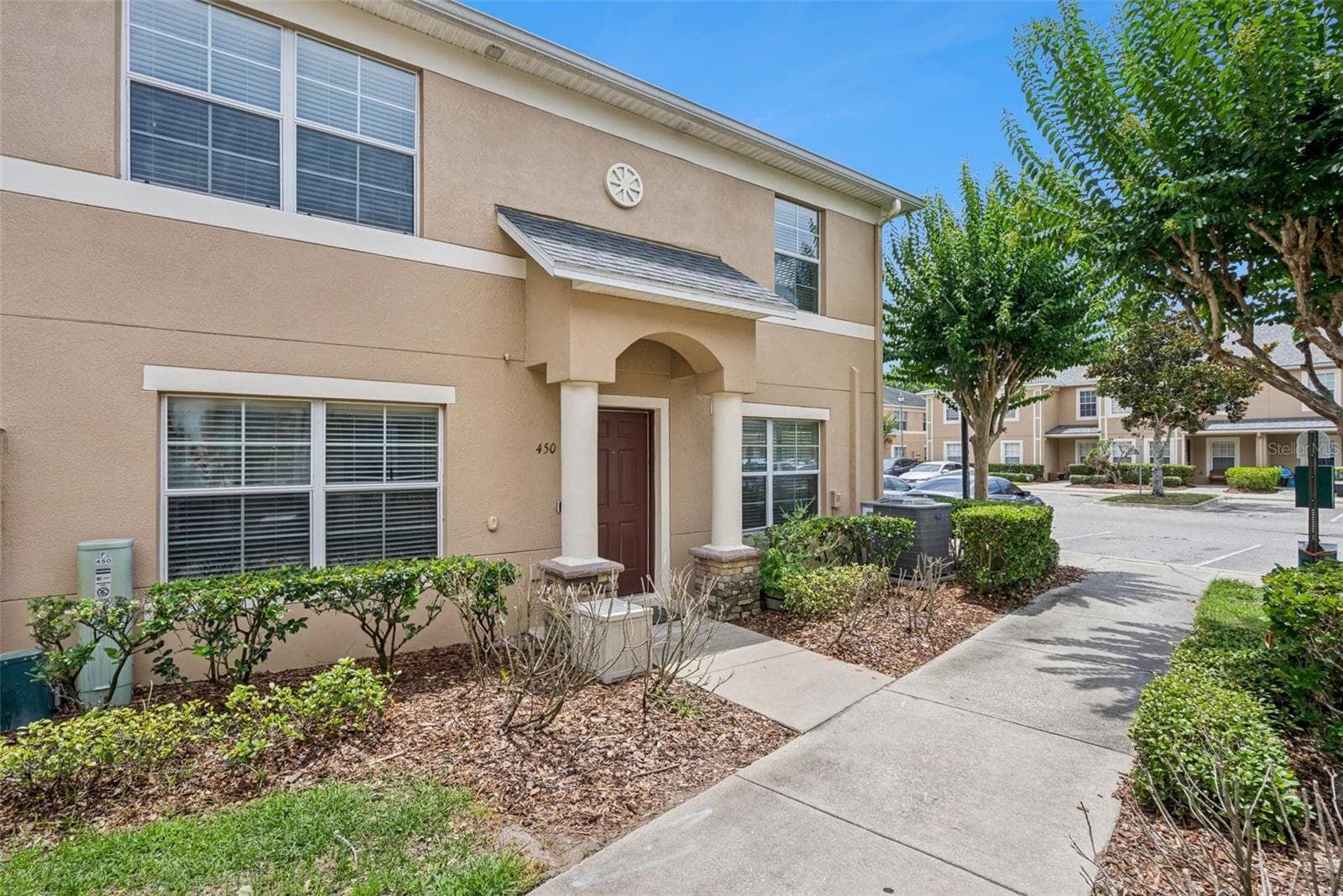 450 CARINA CIR