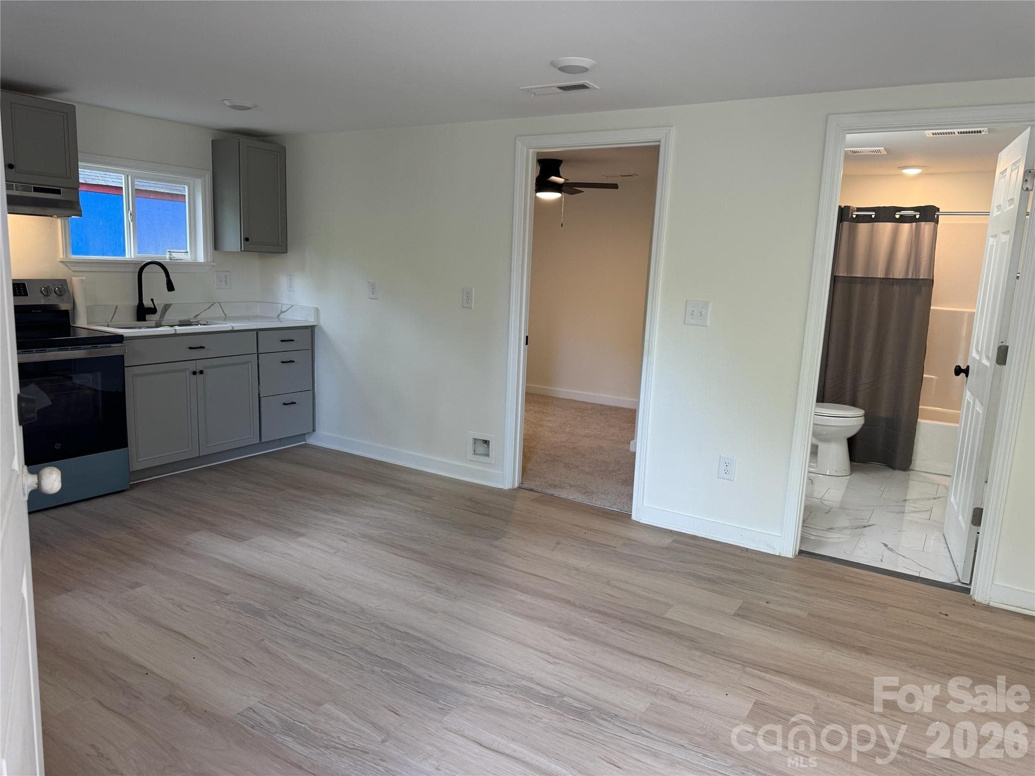 Single Family Residence at 1666 Kim Street, Lancaster, photo 6 of 14