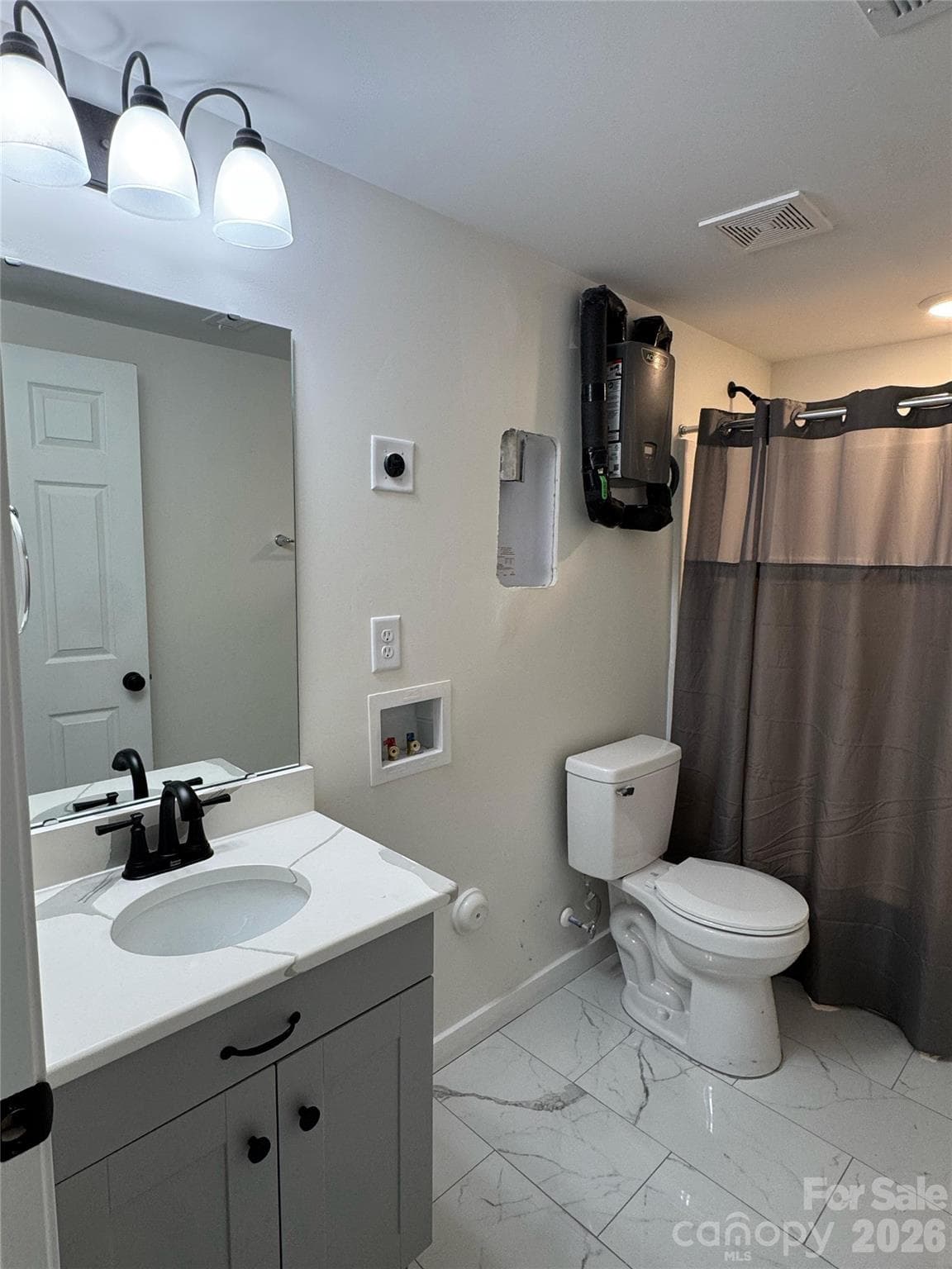 Single Family Residence at 1666 Kim Street, Lancaster, photo 9 of 14