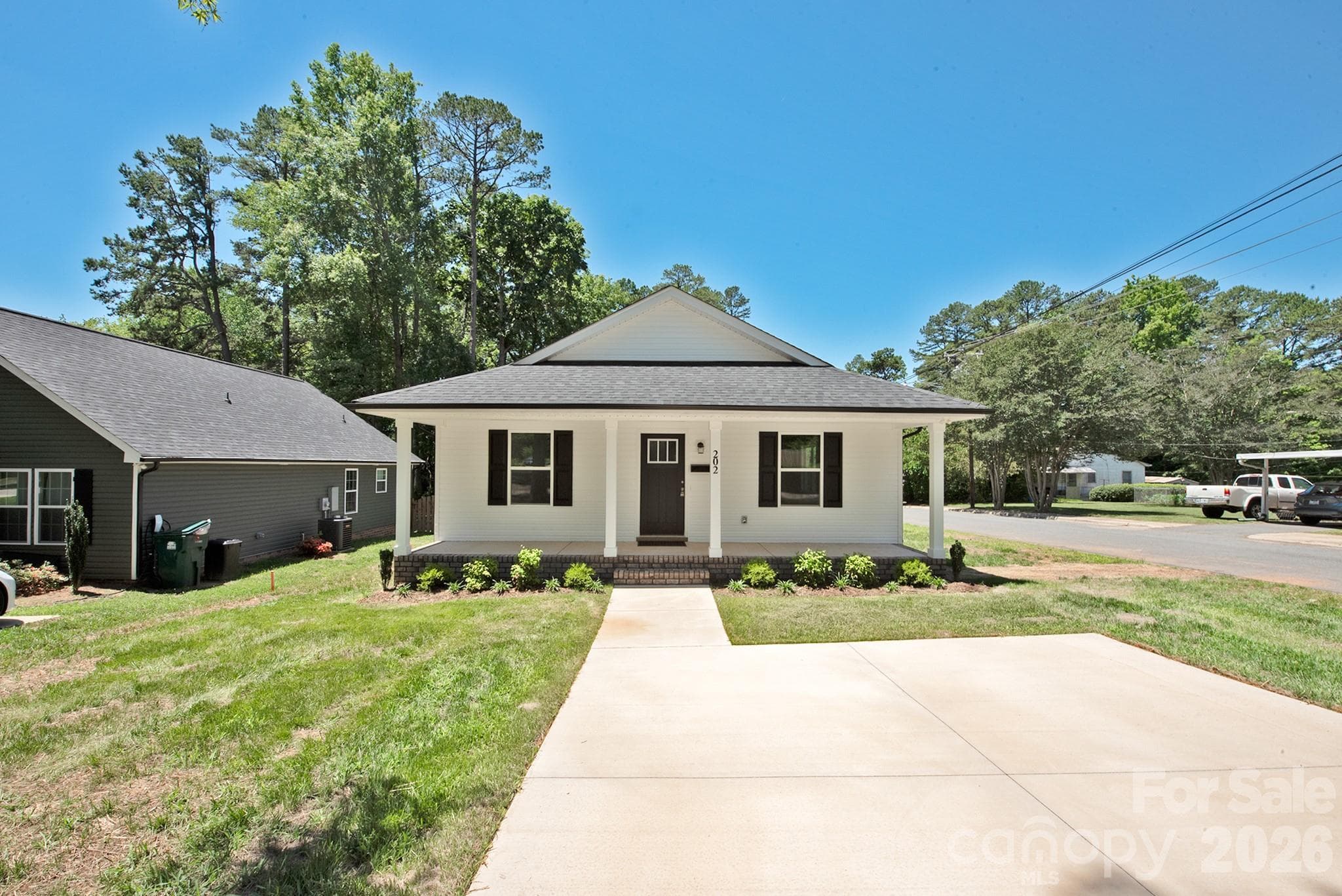 Single Family Residence at 202 Old Rockwell Road, China Grove, photo 3 of 33