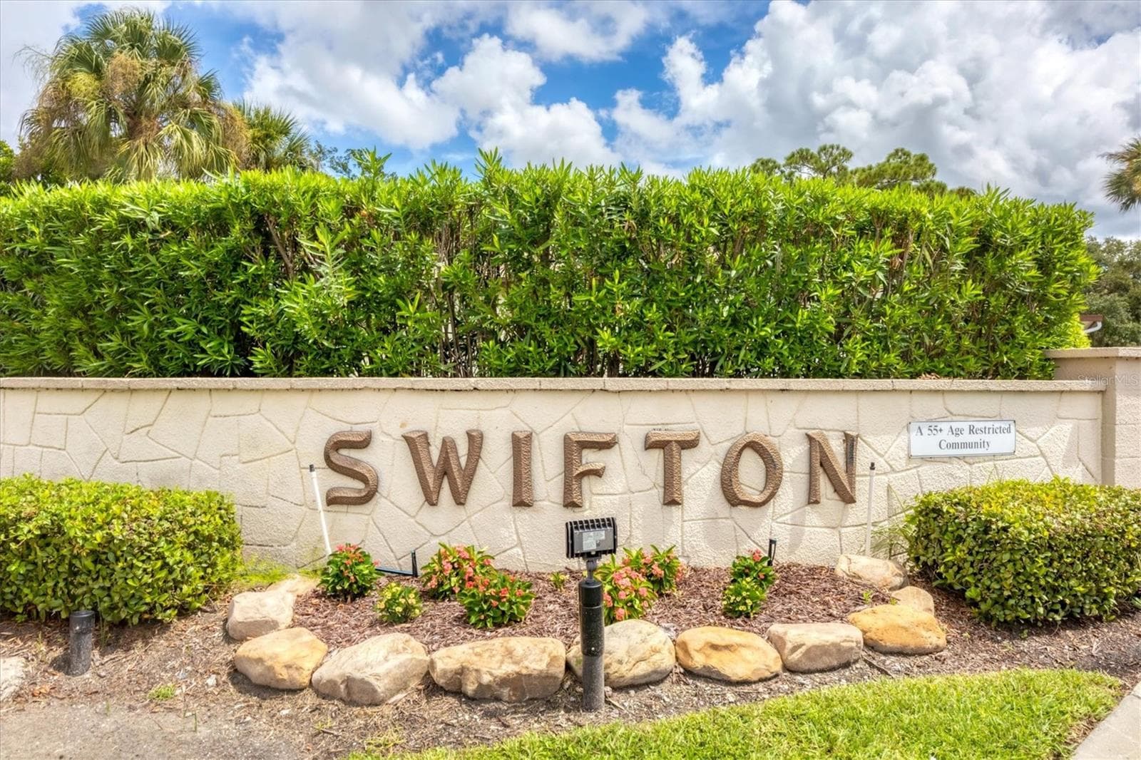 Swifton Villas! - 2809 SWIFTON DR #4, SARASOTA