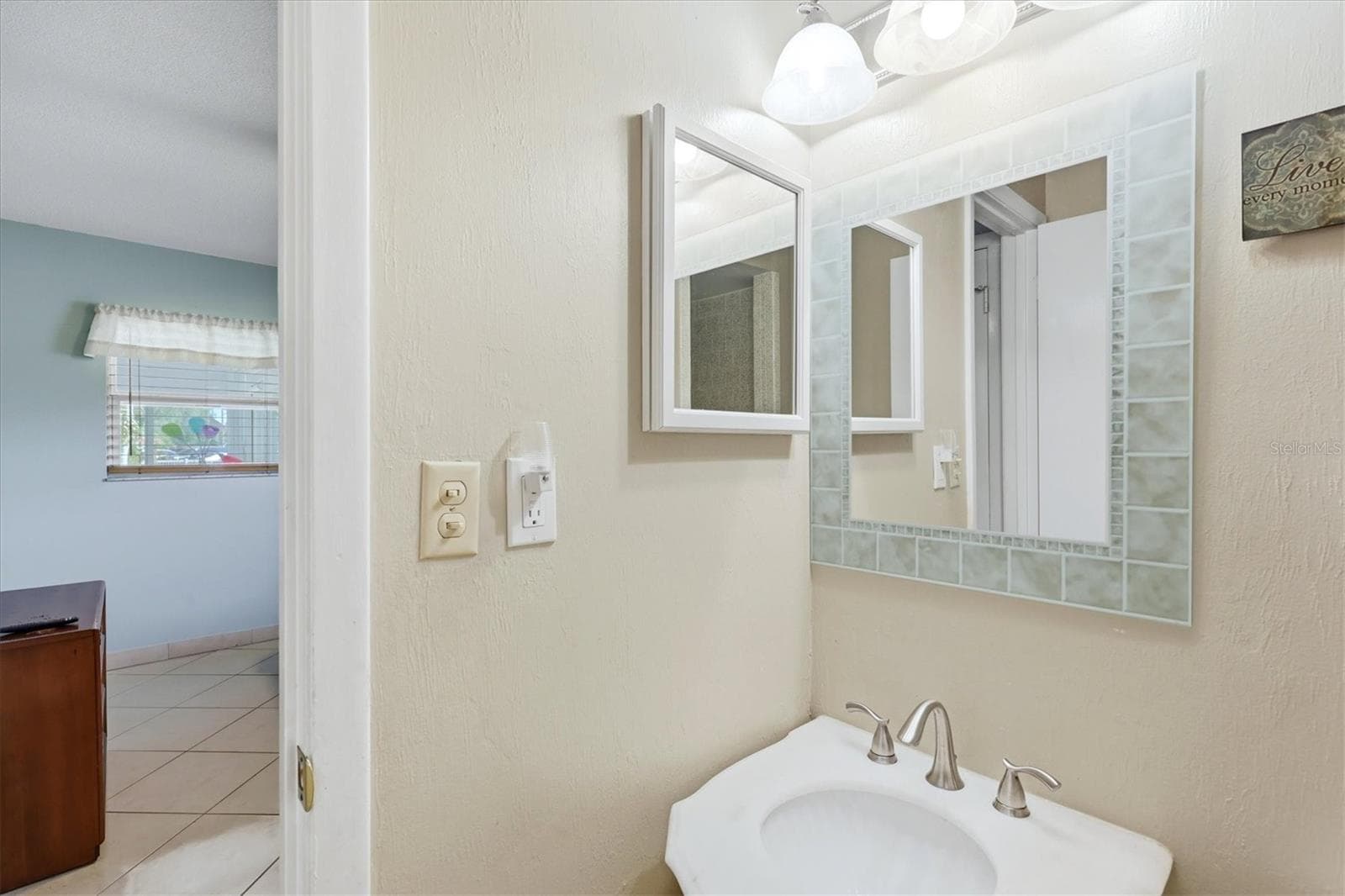 Villa at 2809 SWIFTON DR #4, SARASOTA, photo 13 of 33