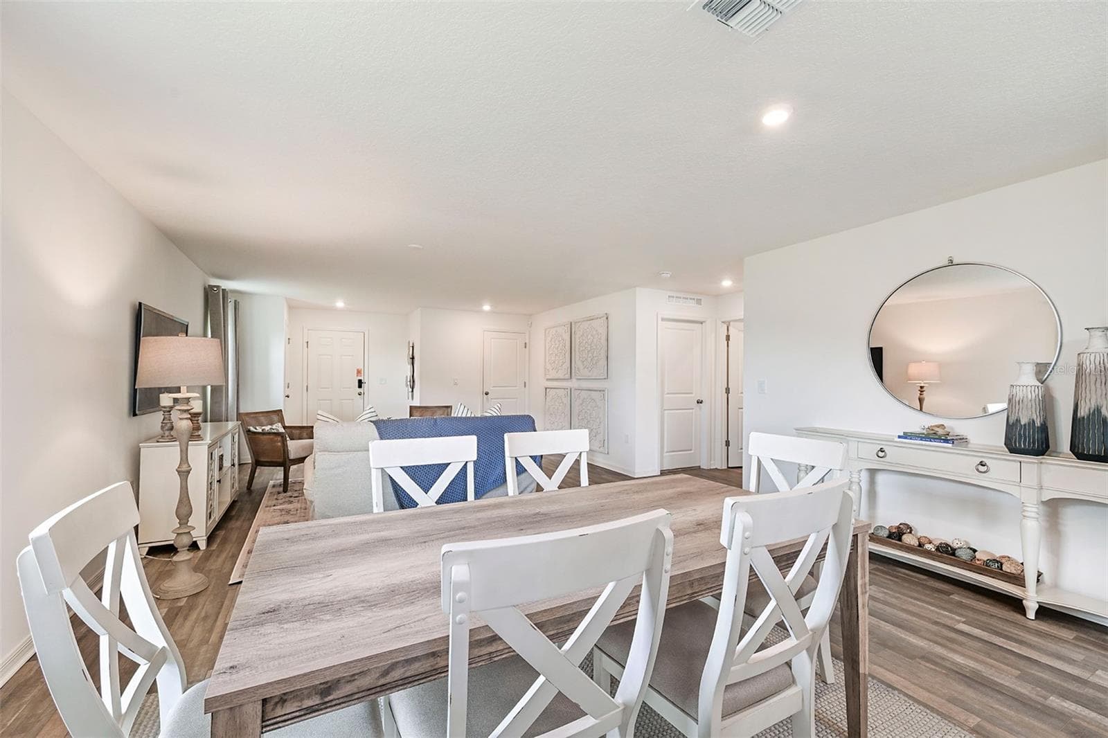 Single Family Residence at 2036 GOLDEN BEAK DR, EAGLE LAKE, photo 11 of 37
