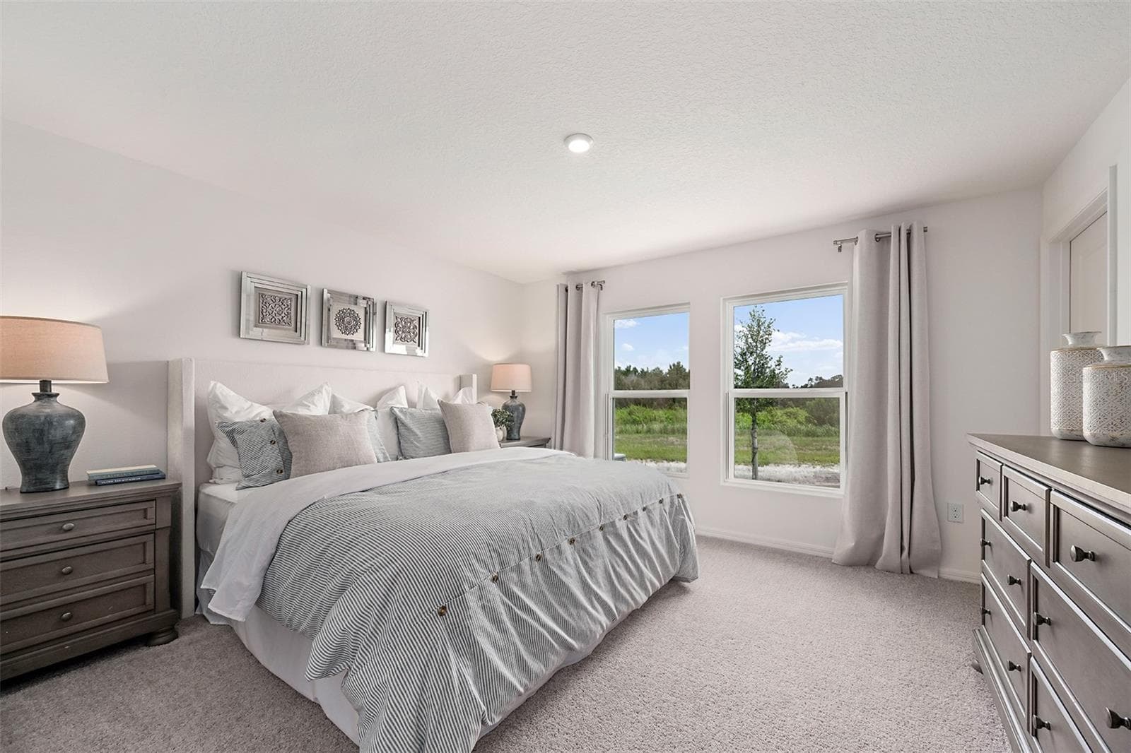 Single Family Residence at 2036 GOLDEN BEAK DR, EAGLE LAKE, photo 14 of 37