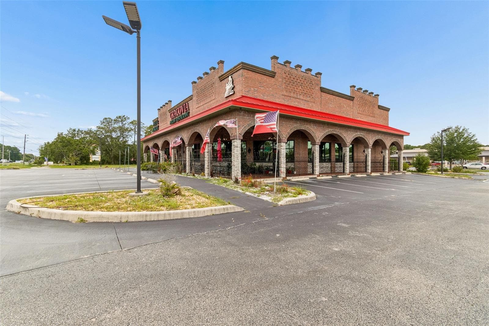 Restaurant at 3007 COMMERCIAL WAY, SPRING HILL, photo 4 of 59