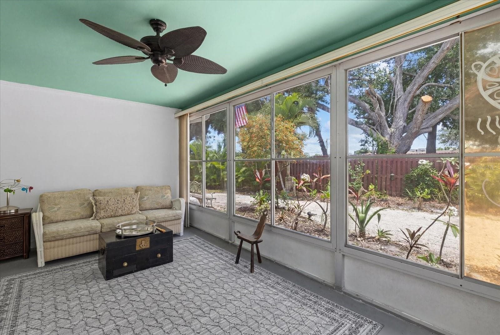 Single Family Residence at 4305 CHINABERRY CIR, BRADENTON, photo 16 of 43