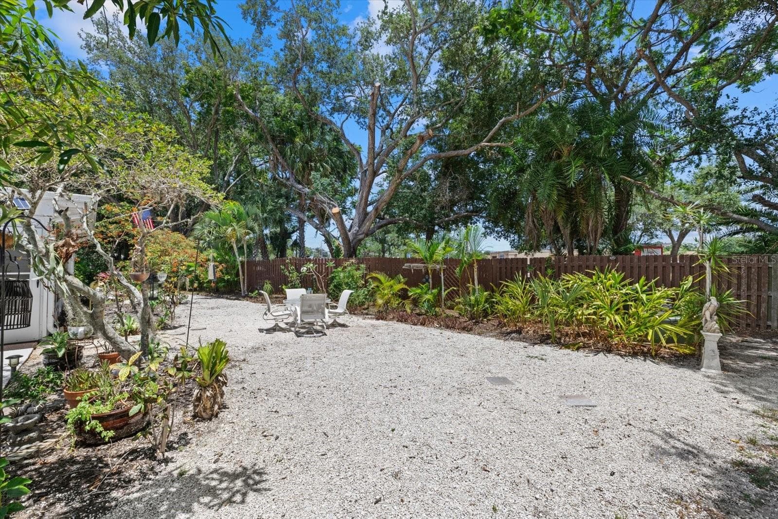 Single Family Residence at 4305 CHINABERRY CIR, BRADENTON, photo 23 of 43