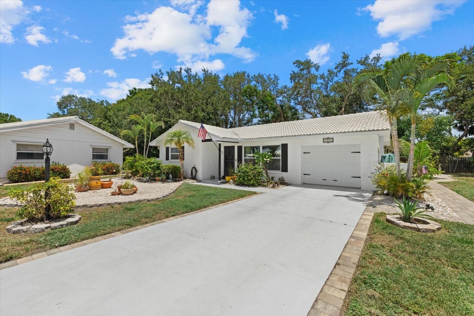 Single Family Residence at 4305 CHINABERRY CIR, BRADENTON, photo 36 of 43