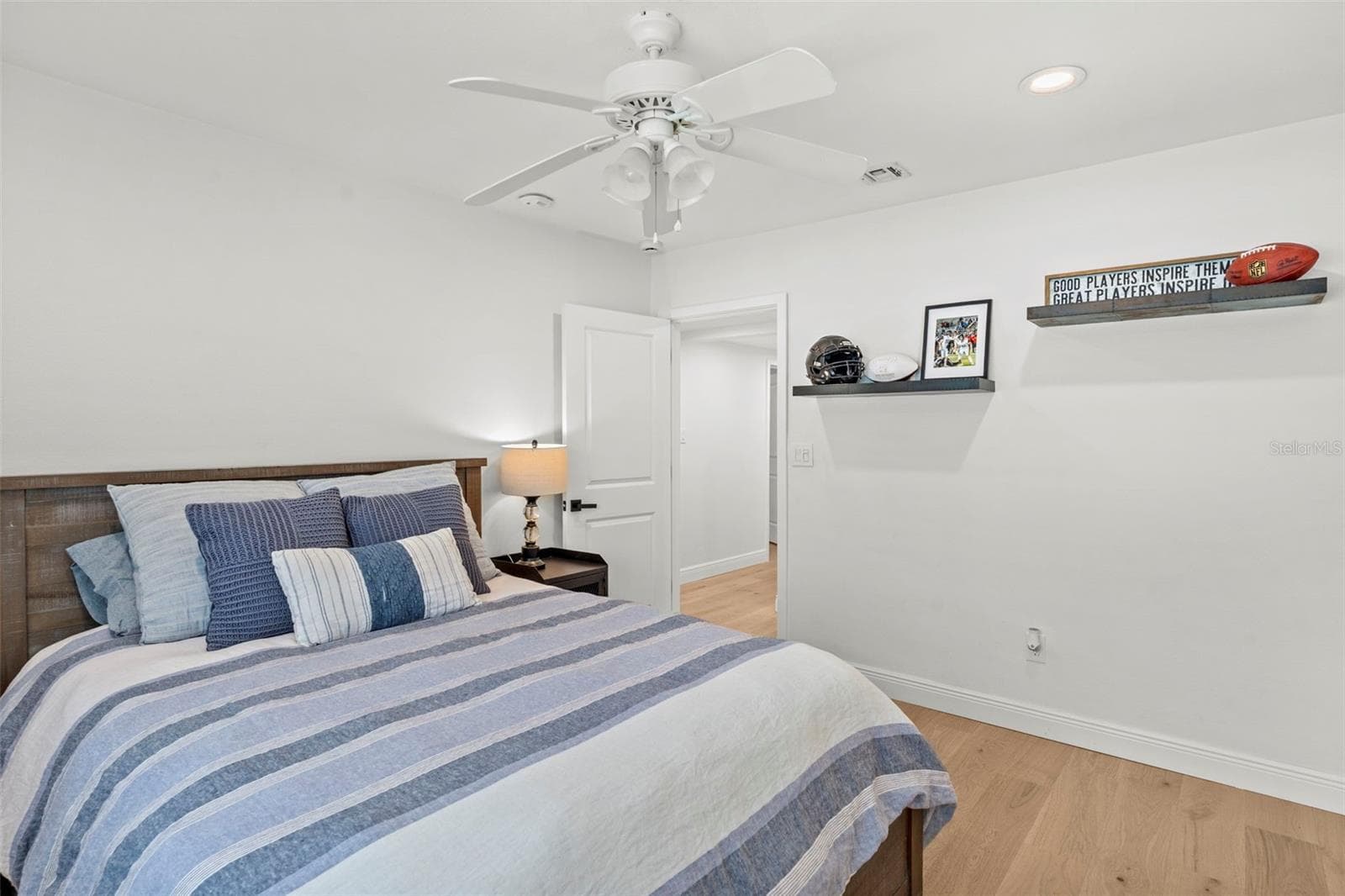 Single Family Residence at 480 W DAVIS BLVD, TAMPA, photo 37 of 74