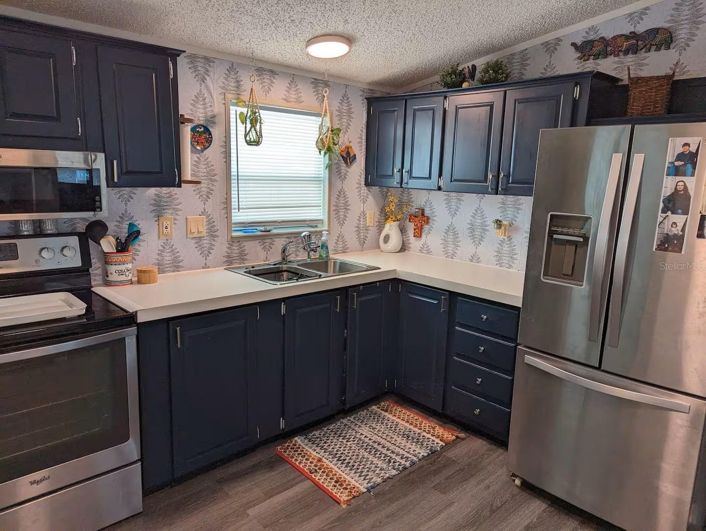Manufactured Home at 12970 SPENCER ST, FORT MYERS, photo 4 of 21