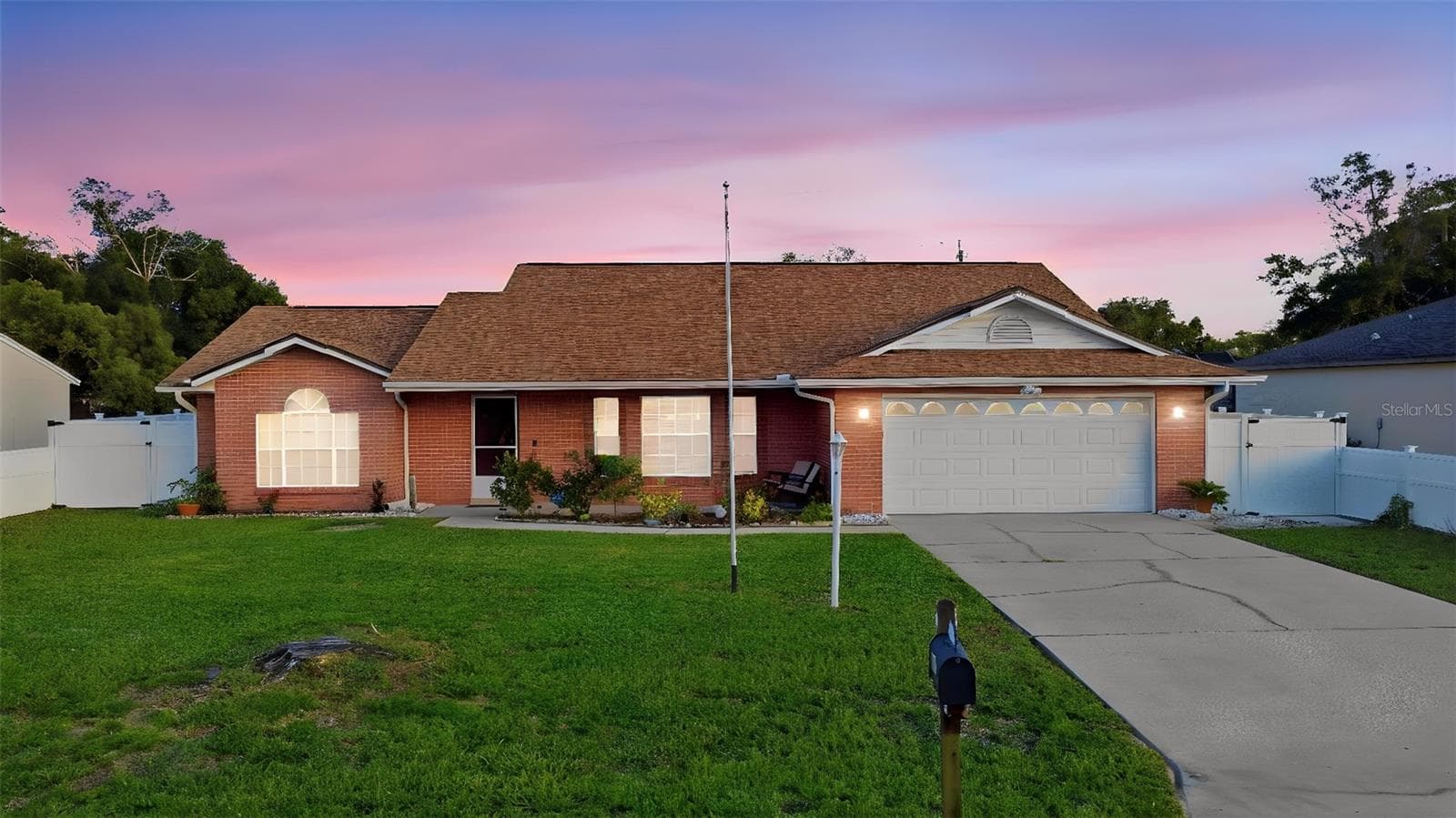 2287 BELEN DR