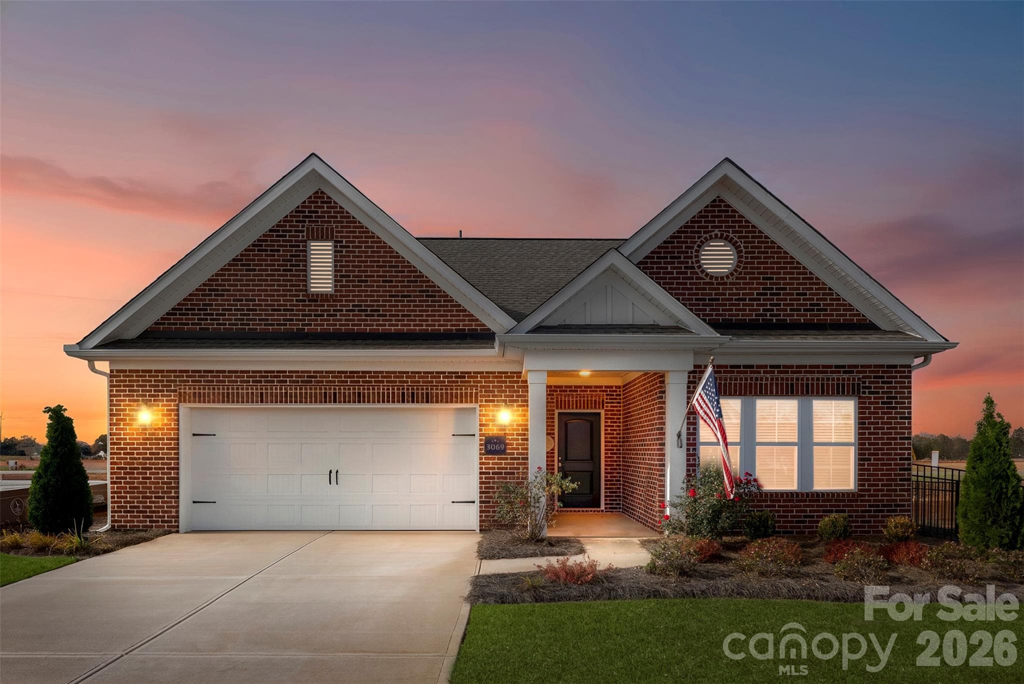 Single Family Residence at 3069 Founding Fathers Drive, Gastonia, photo 2 of 26