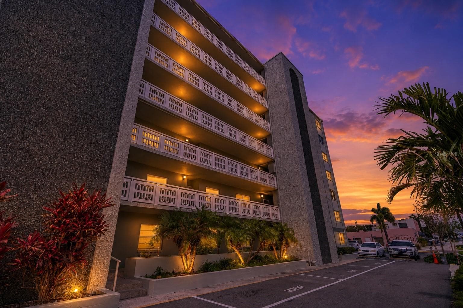 7321 CENTRAL AVE #407